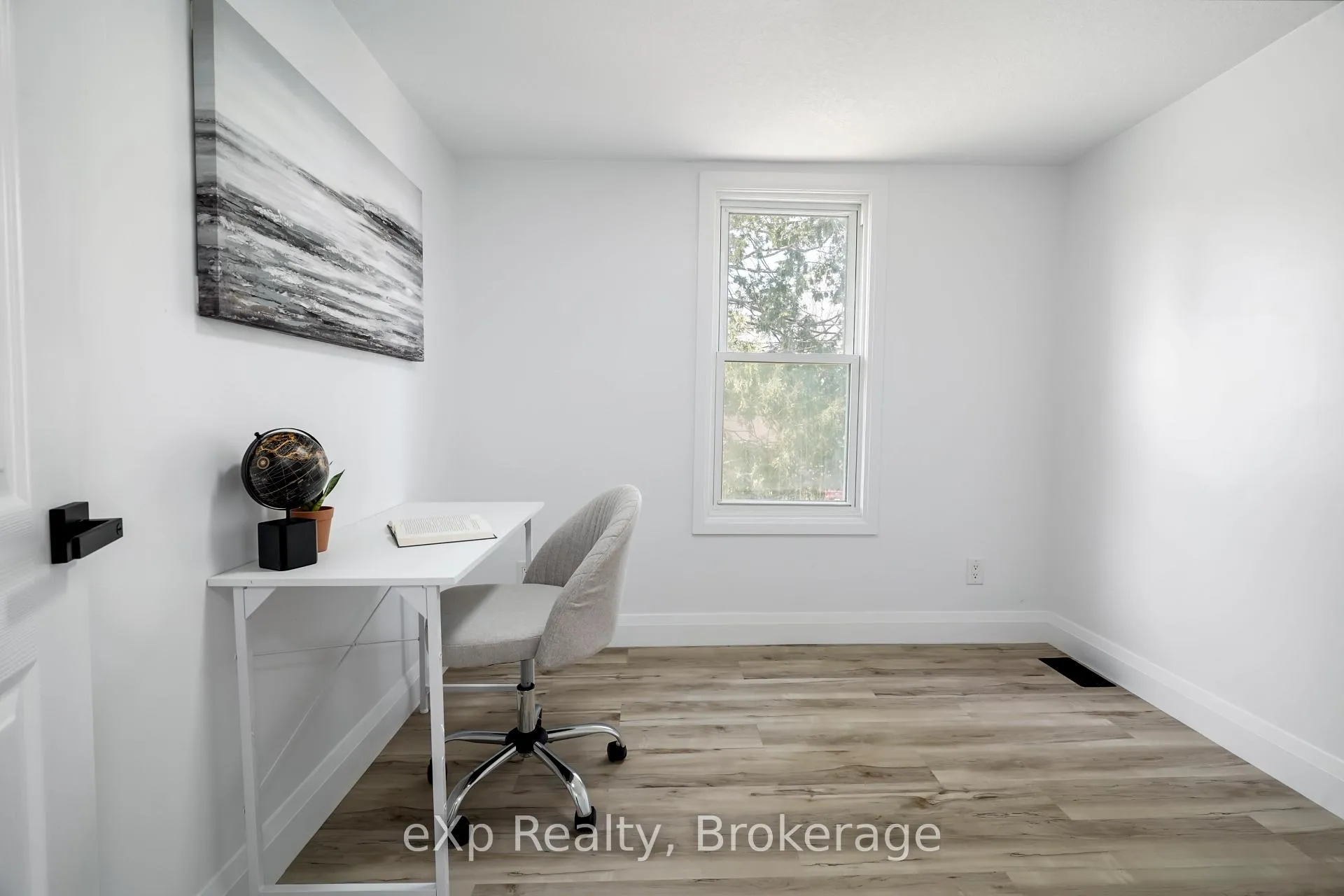 Photo 31 of 2051 Albert Street S, Howick — HOMEH