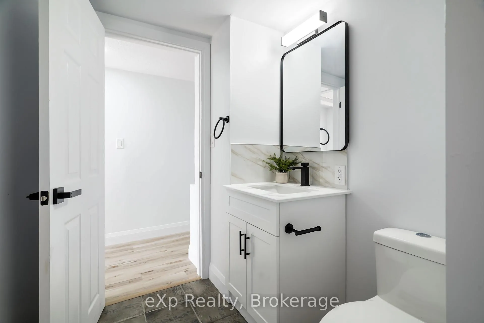 Photo 35 of 2051 Albert Street S, Howick — HOMEH