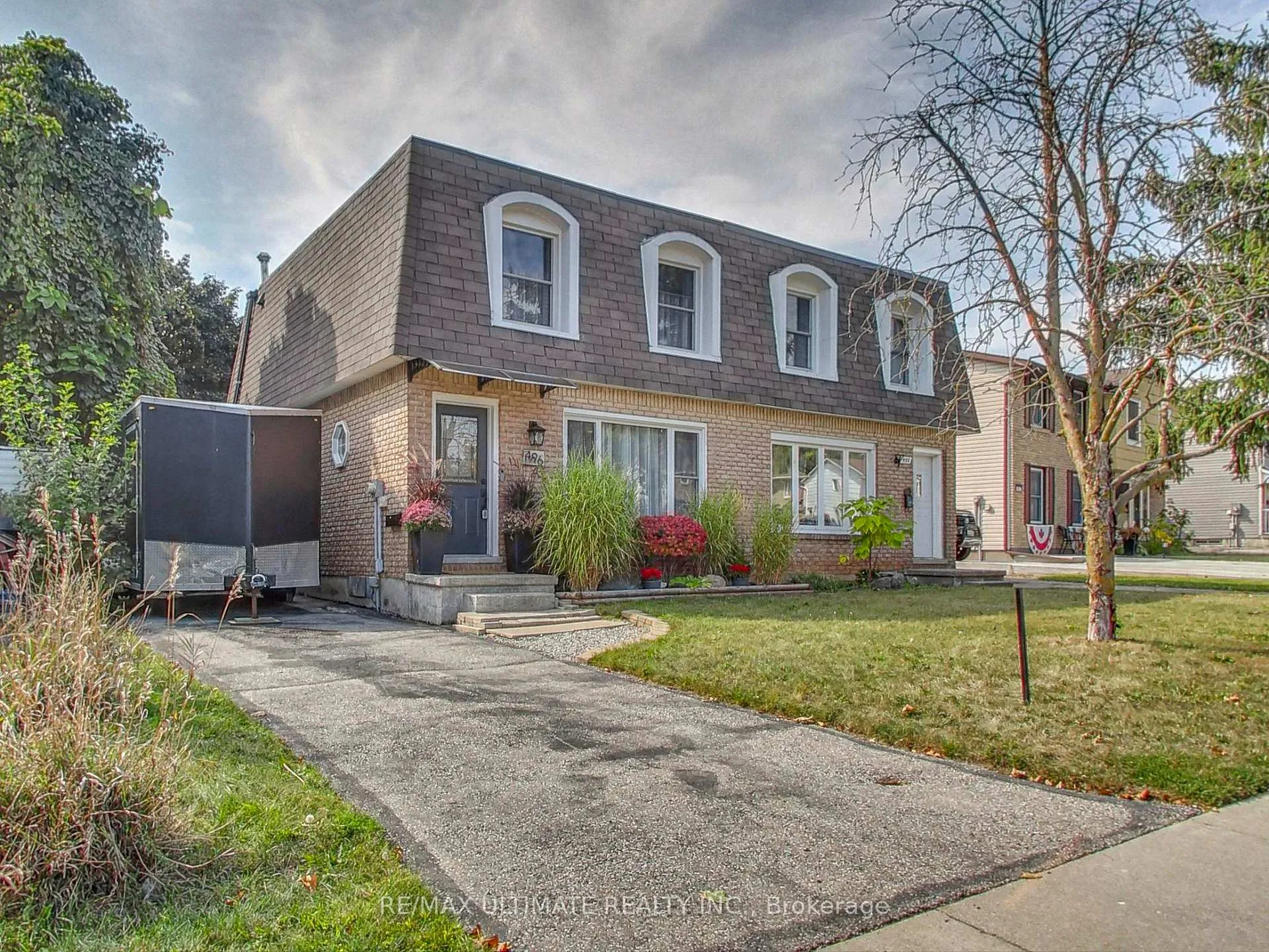 Photo 1 of 496 Elgin Street N, Cambridge — HOMEH