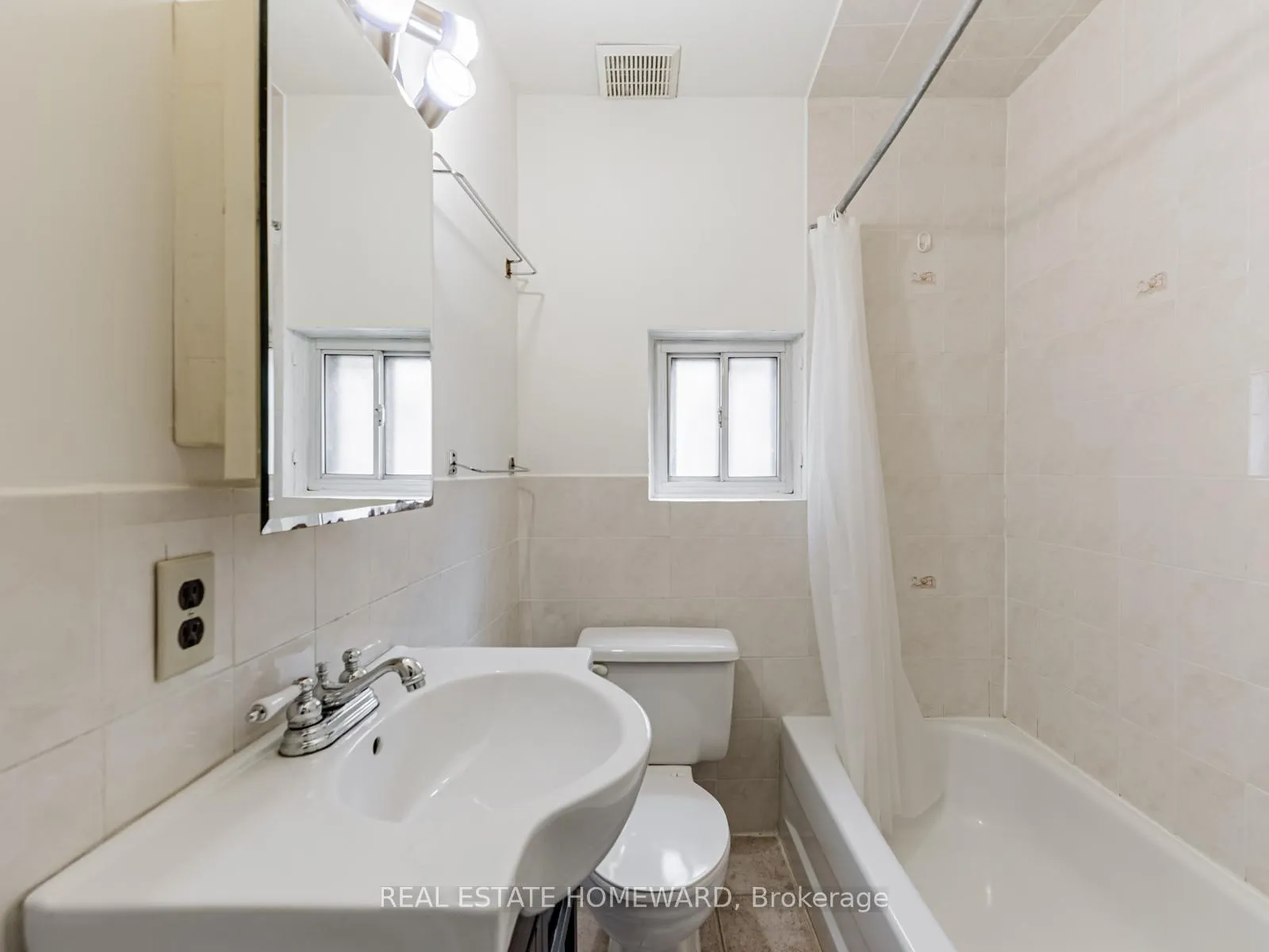 Photo 35 of 1188 Ossington Avenue, Toronto, Wychwood — HOMEH