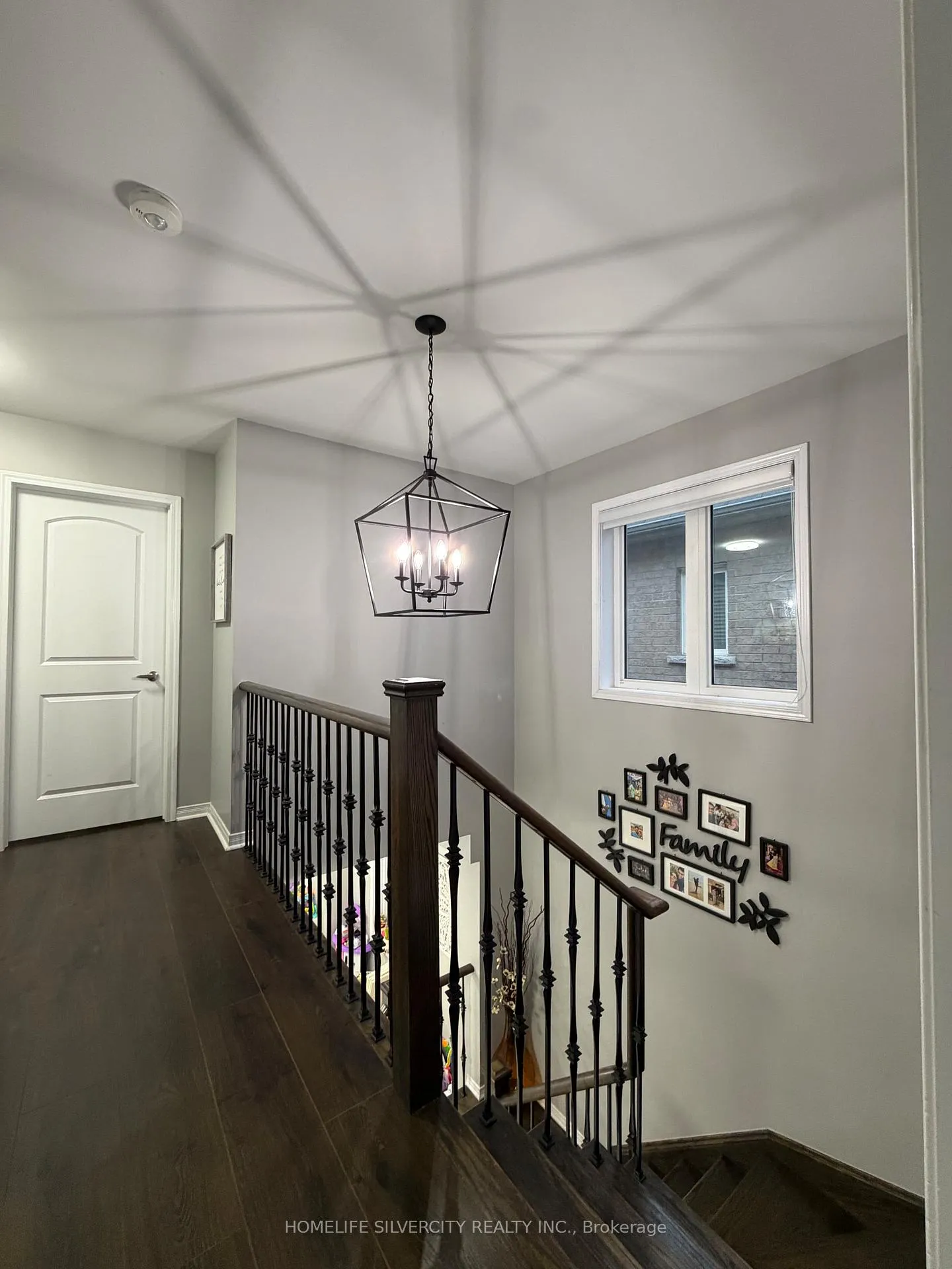Photo 8 of 42 Mccargow Drive, Haldimand — HOMEH