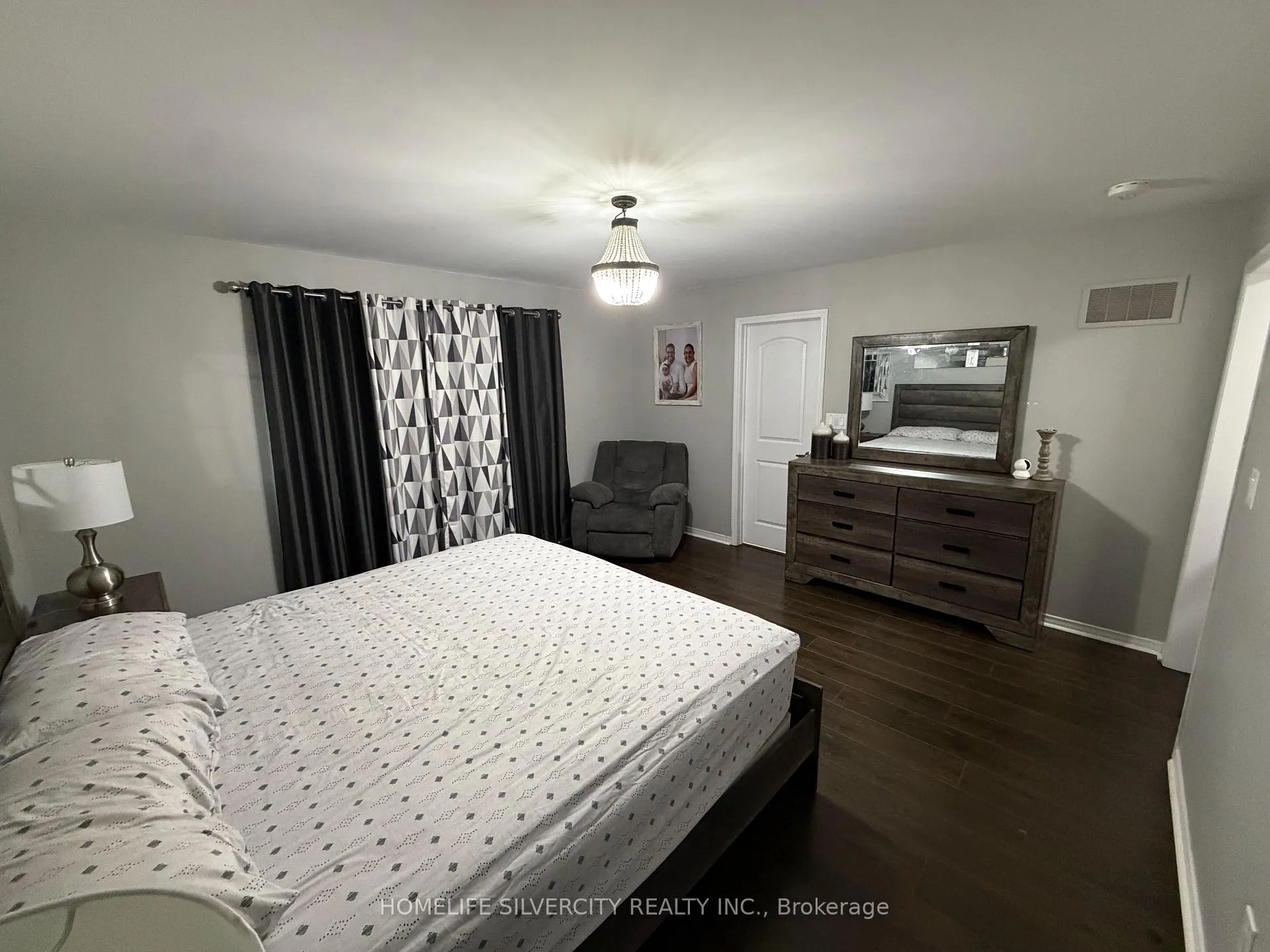 Photo 14 of 42 Mccargow Drive, Haldimand — HOMEH