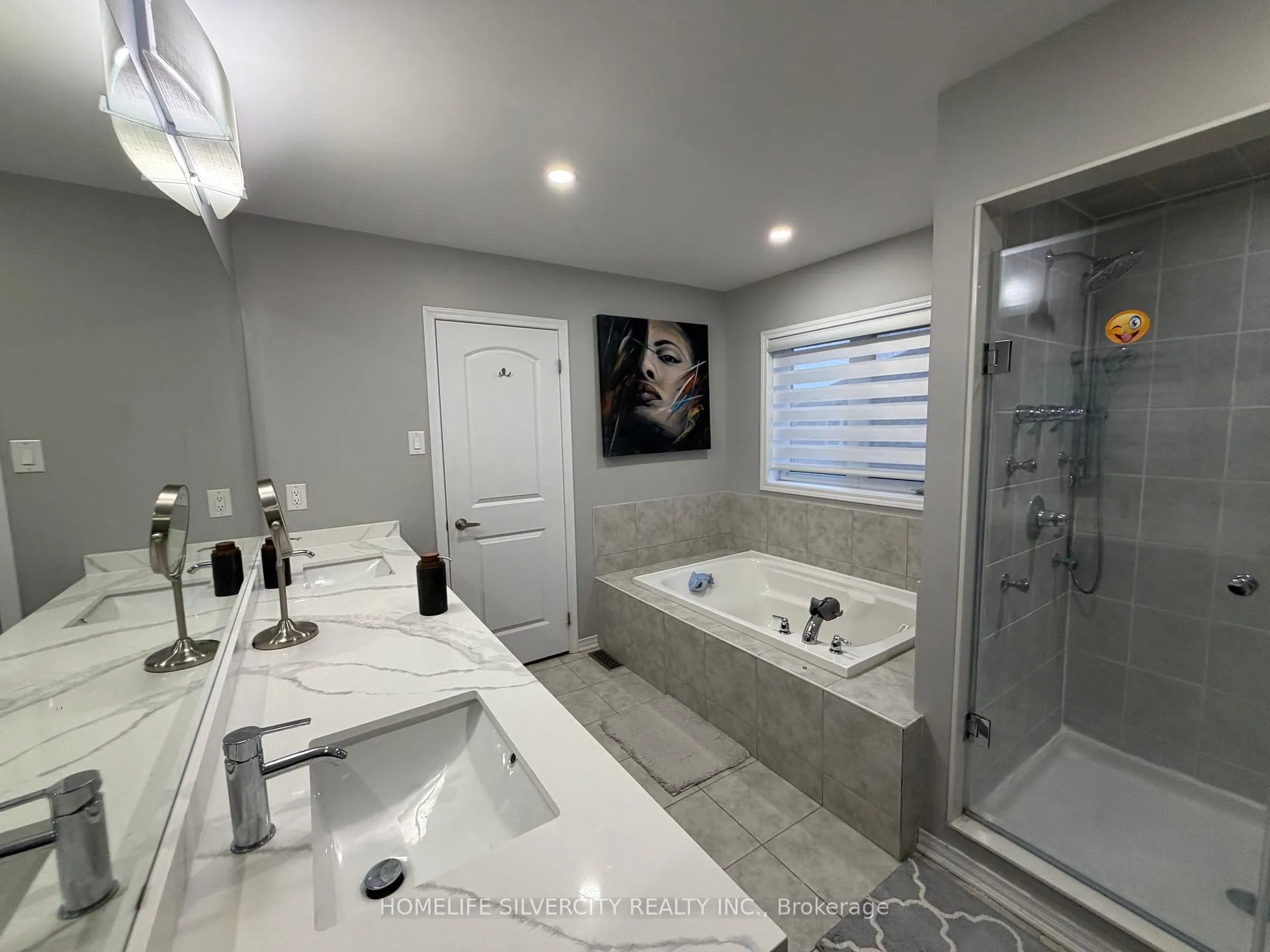 Photo 15 of 42 Mccargow Drive, Haldimand — HOMEH