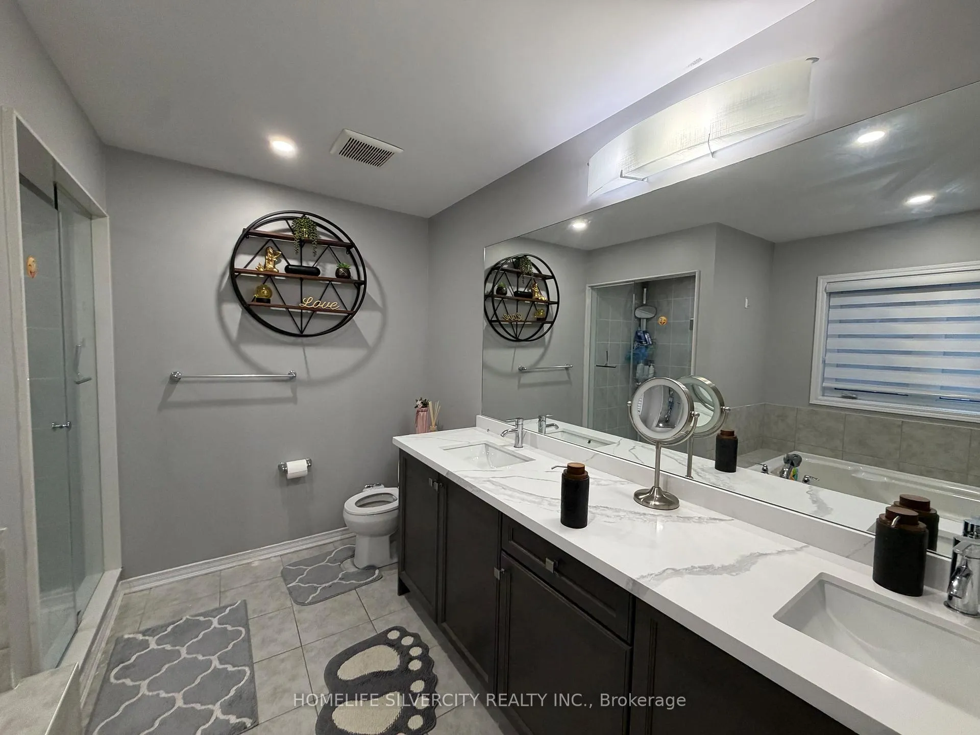 Photo 16 of 42 Mccargow Drive, Haldimand — HOMEH