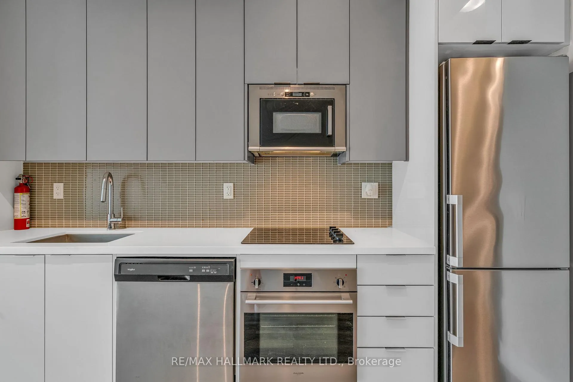 Photo 9 of Unit 3705, 2908 Highway 7, Vaughan, Concord — HOMEH