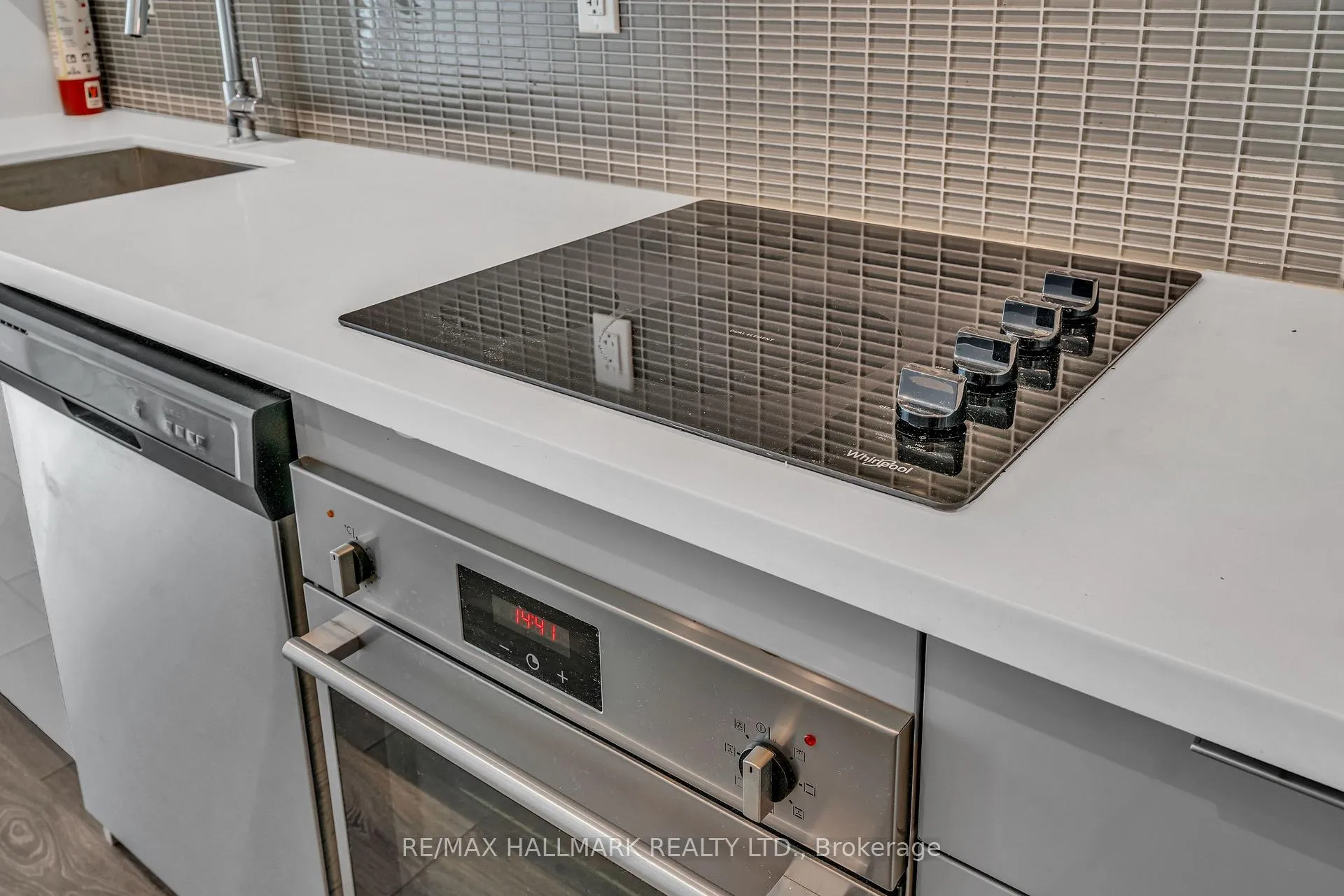 Photo 10 of Unit 3705, 2908 Highway 7, Vaughan, Concord — HOMEH