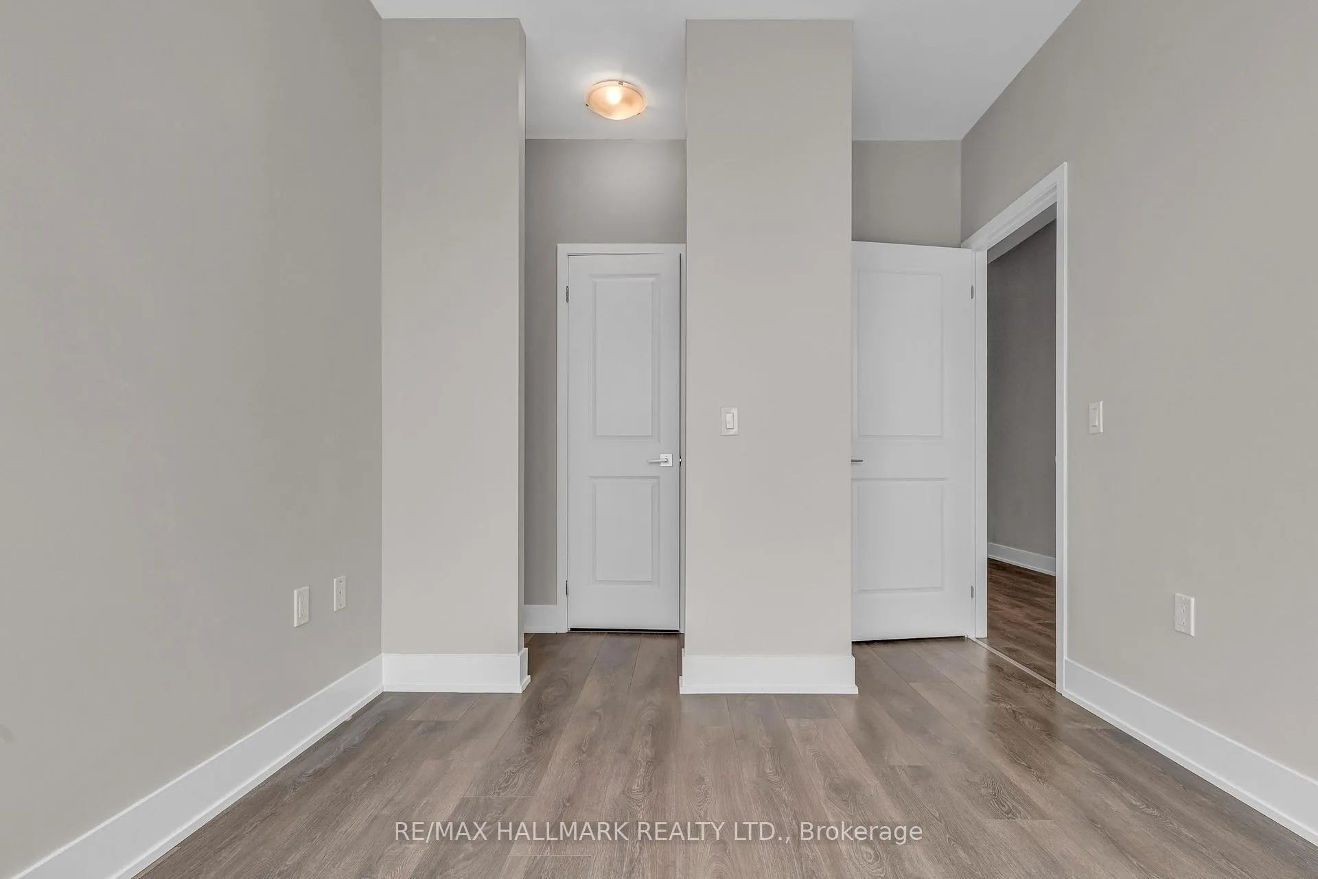 Photo 19 of Unit 3705, 2908 Highway 7, Vaughan, Concord — HOMEH