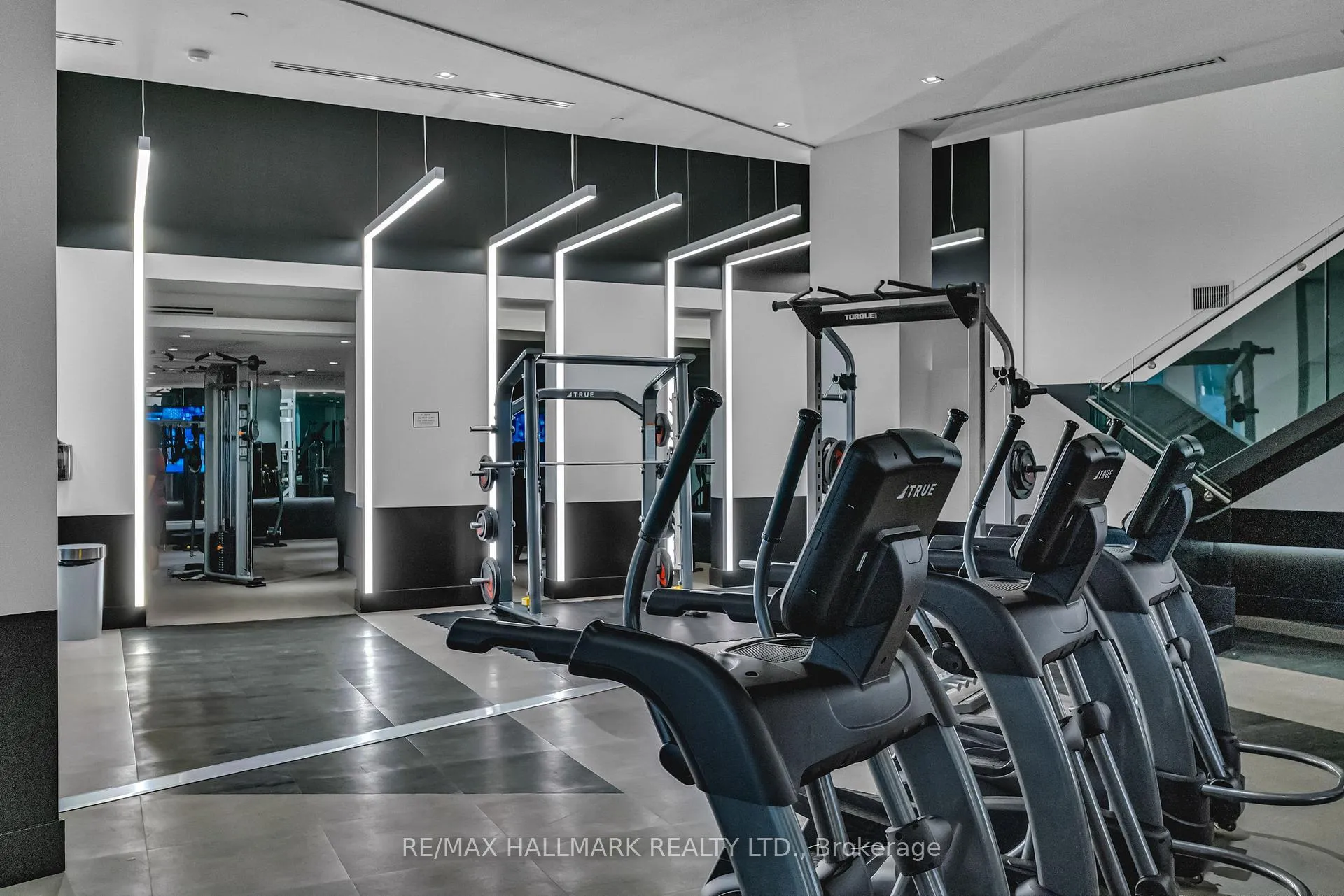 Photo 29 of Unit 3705, 2908 Highway 7, Vaughan, Concord — HOMEH