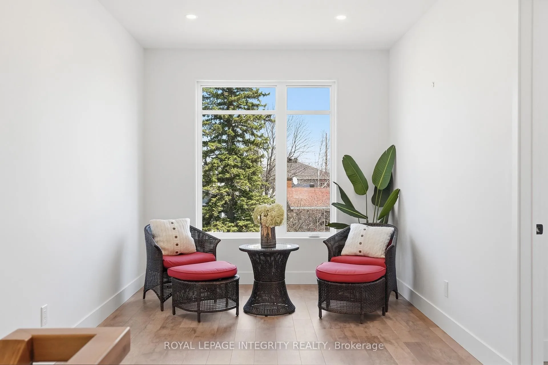Photo 21 of 984 Watson Street, Ottawa, Fairfield Heights — HOMEH