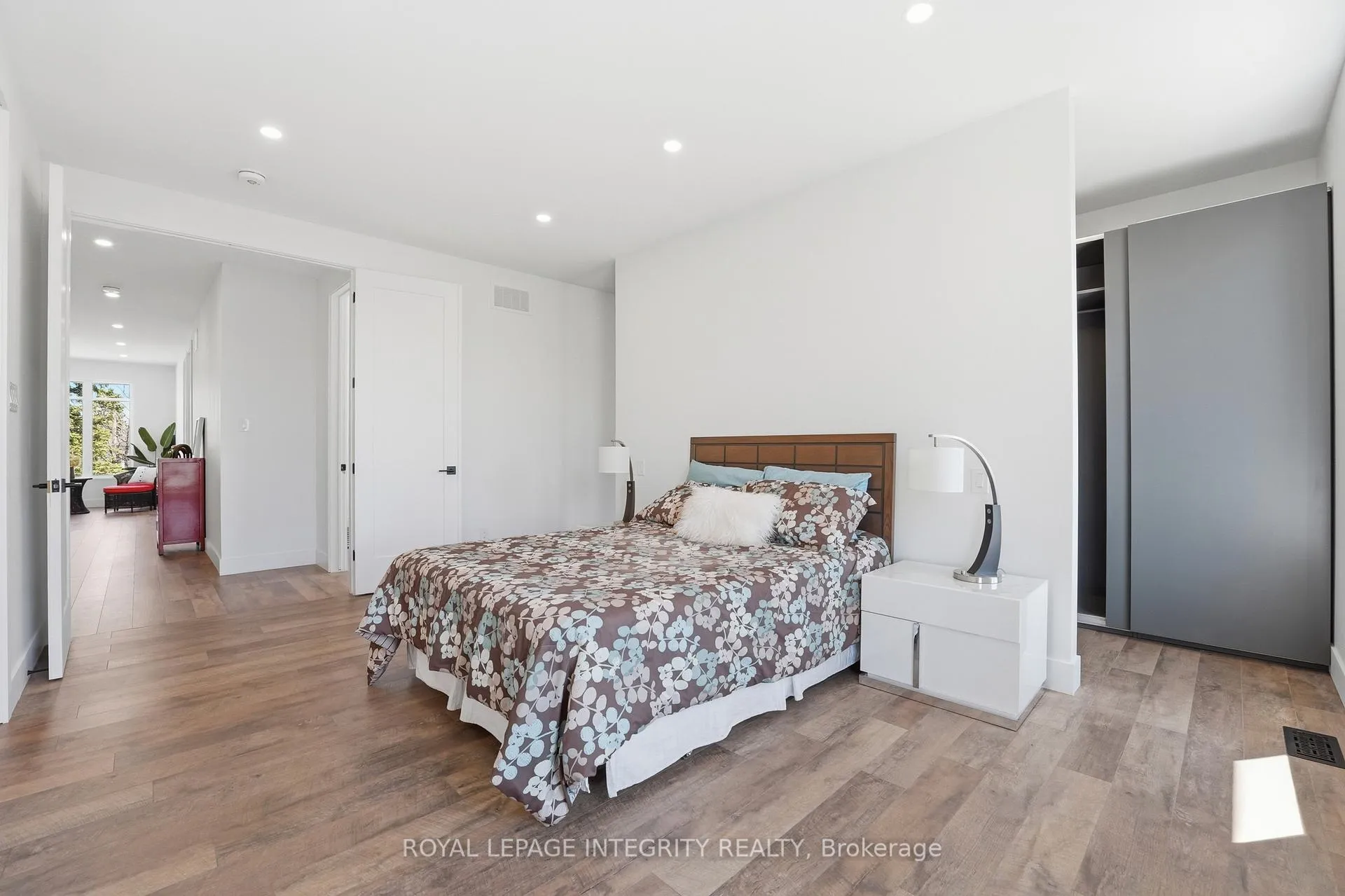 Photo 25 of 984 Watson Street, Ottawa, Fairfield Heights — HOMEH
