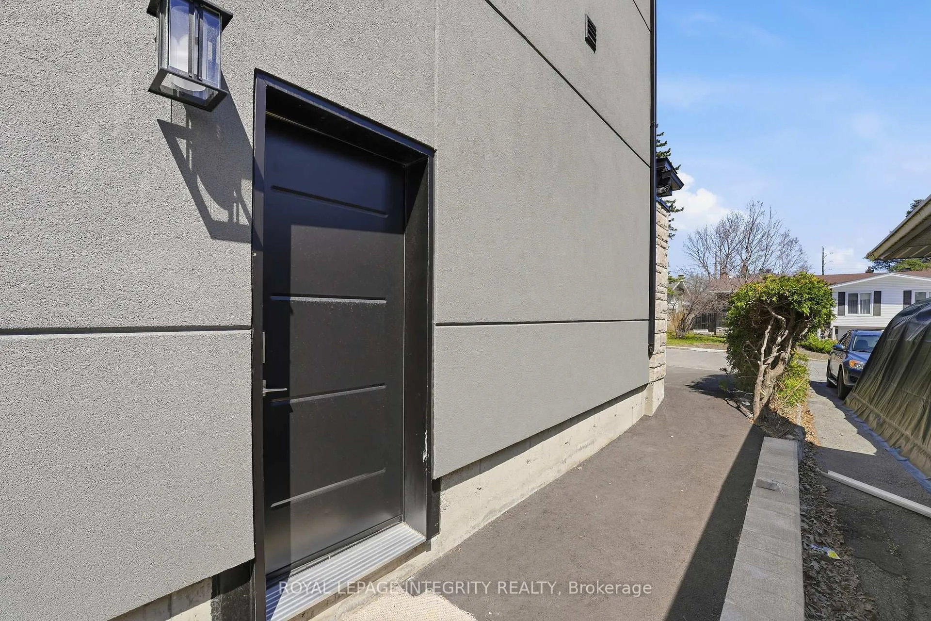 Photo 37 of 984 Watson Street, Ottawa, Fairfield Heights — HOMEH