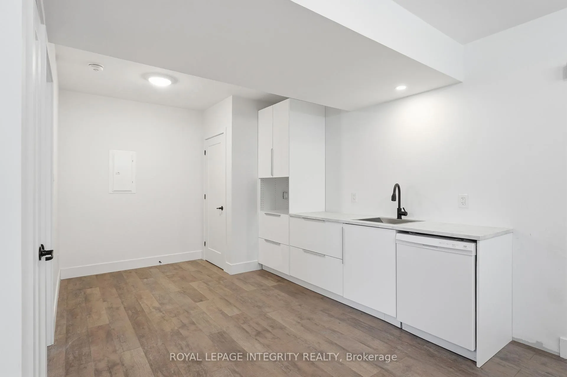Photo 44 of 984 Watson Street, Ottawa, Fairfield Heights — HOMEH