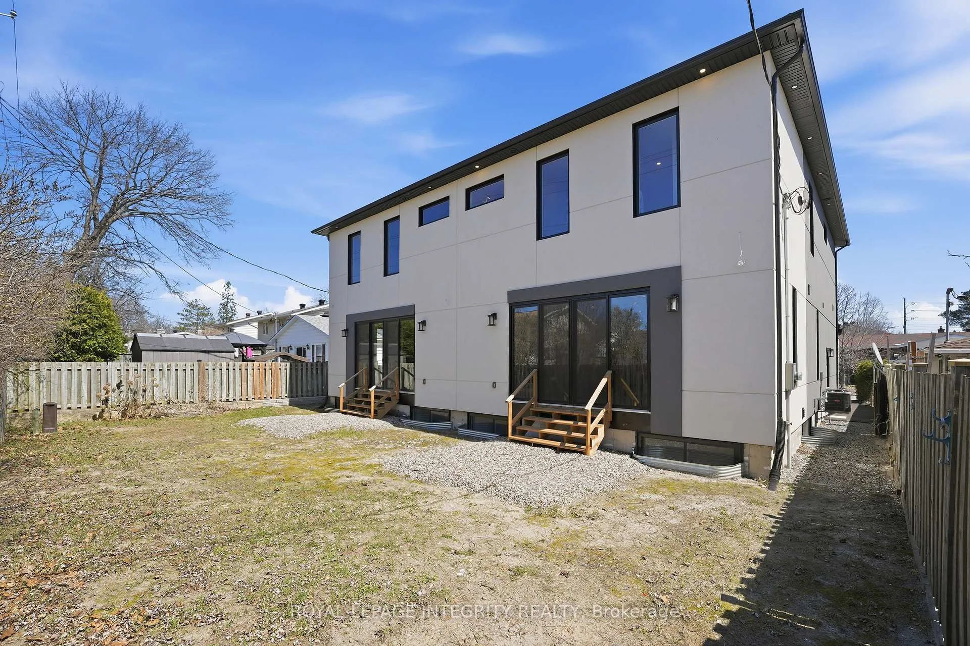 Photo 47 of 984 Watson Street, Ottawa, Fairfield Heights — HOMEH
