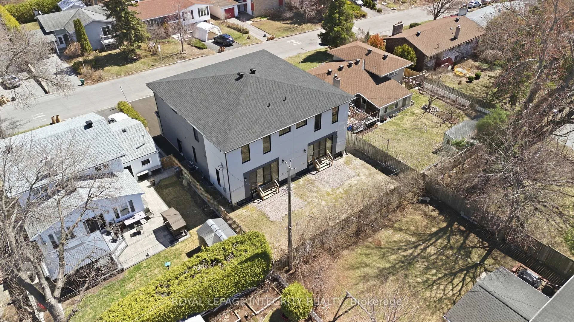 Photo 50 of 984 Watson Street, Ottawa, Fairfield Heights — HOMEH