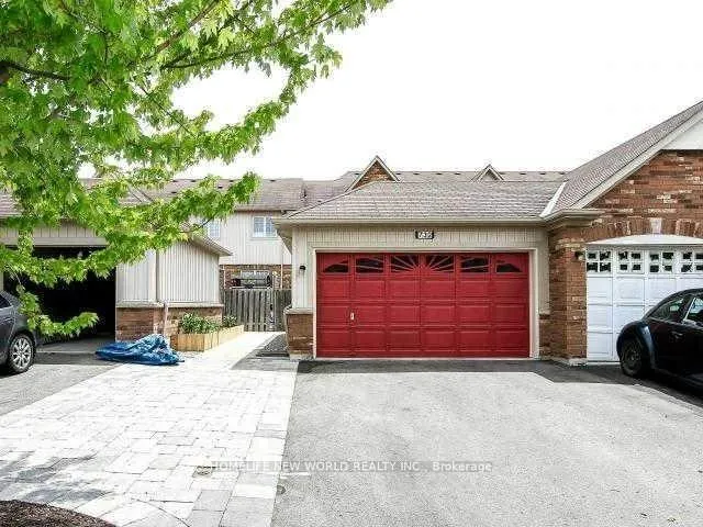 Photo 2 of 732 Bur Oak Avenue, Markham, Wismer — HOMEH