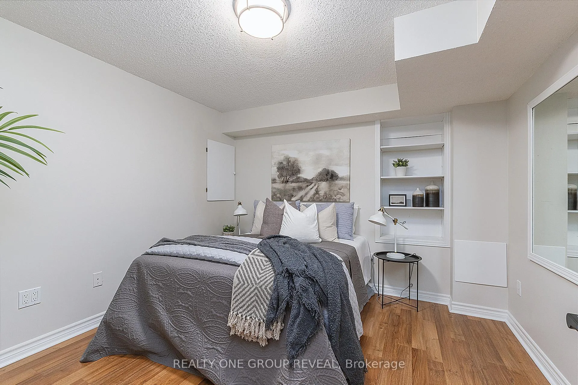 Photo 21 of 78 Fry Crescent, Clarington, Bowmanville — HOMEH