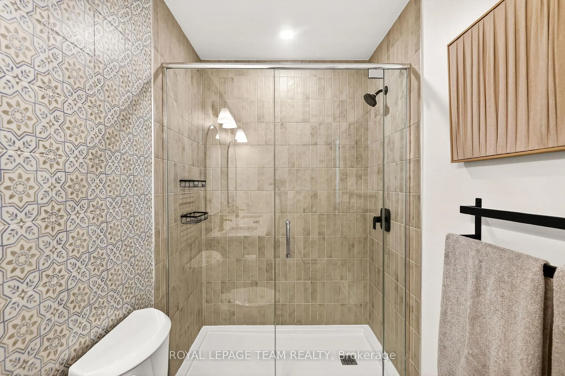 Photo 29 of 1009 Acoustic Way, Ottawa, Riverside South/Gloucester Glen — HOMEH