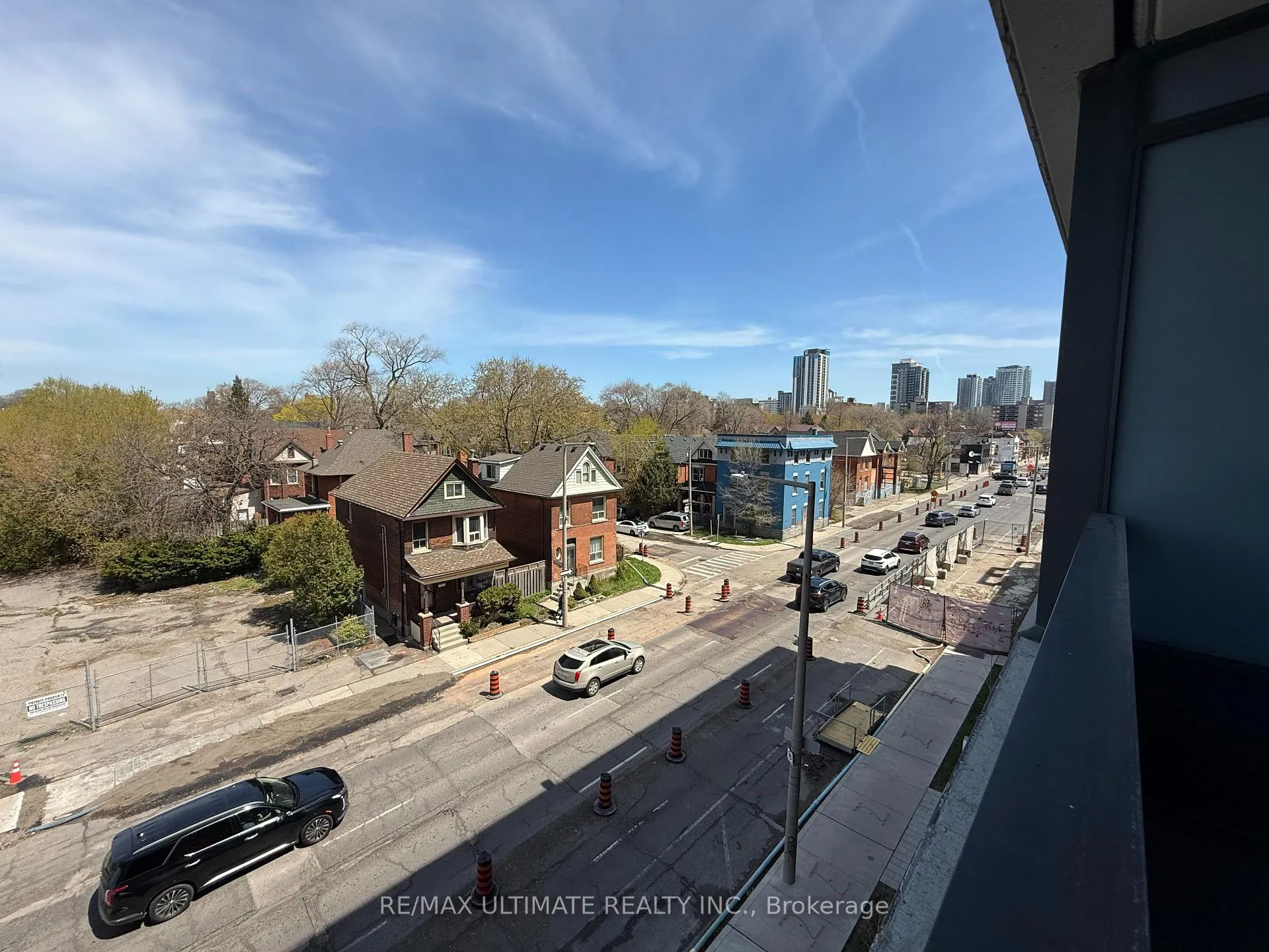 Photo 11 of Unit 414, 415 Main Street, Hamilton, Kirkendall — HOMEH
