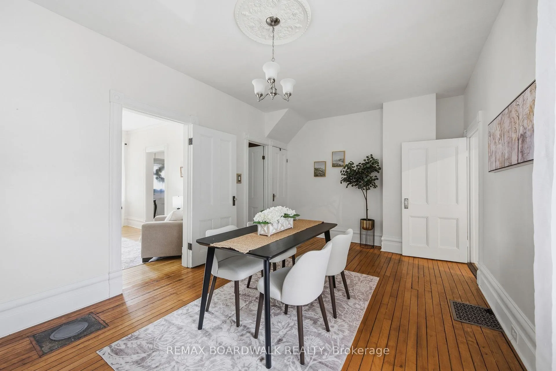 Photo 13 of 270 Dibble Street W, Prescott — HOMEH