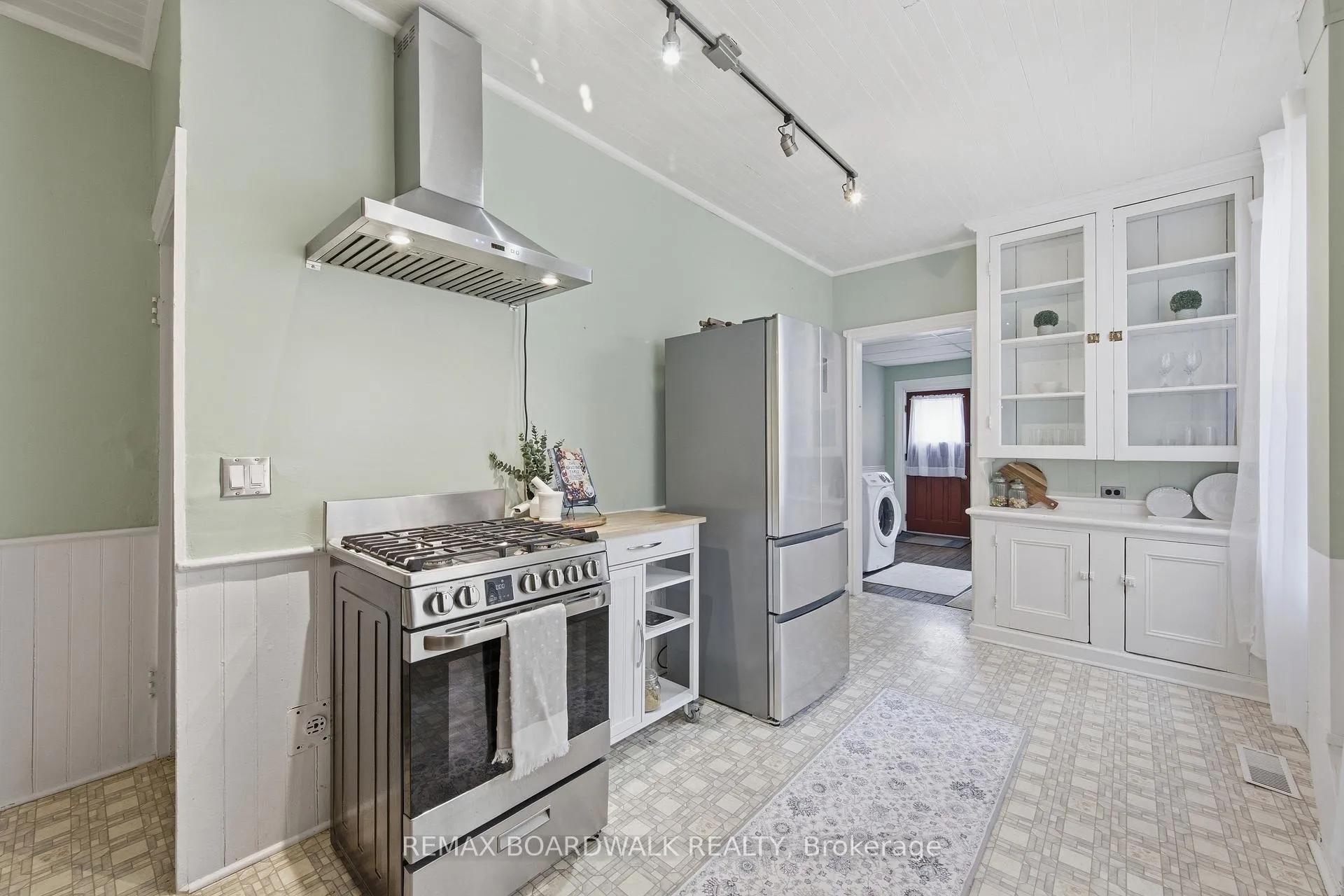 Photo 18 of 270 Dibble Street W, Prescott — HOMEH