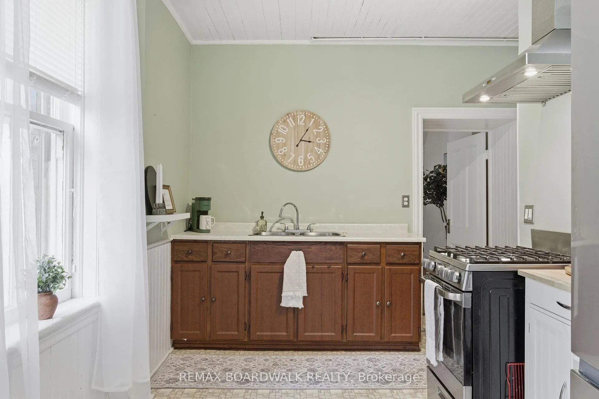 Photo 22 of 270 Dibble Street W, Prescott — HOMEH