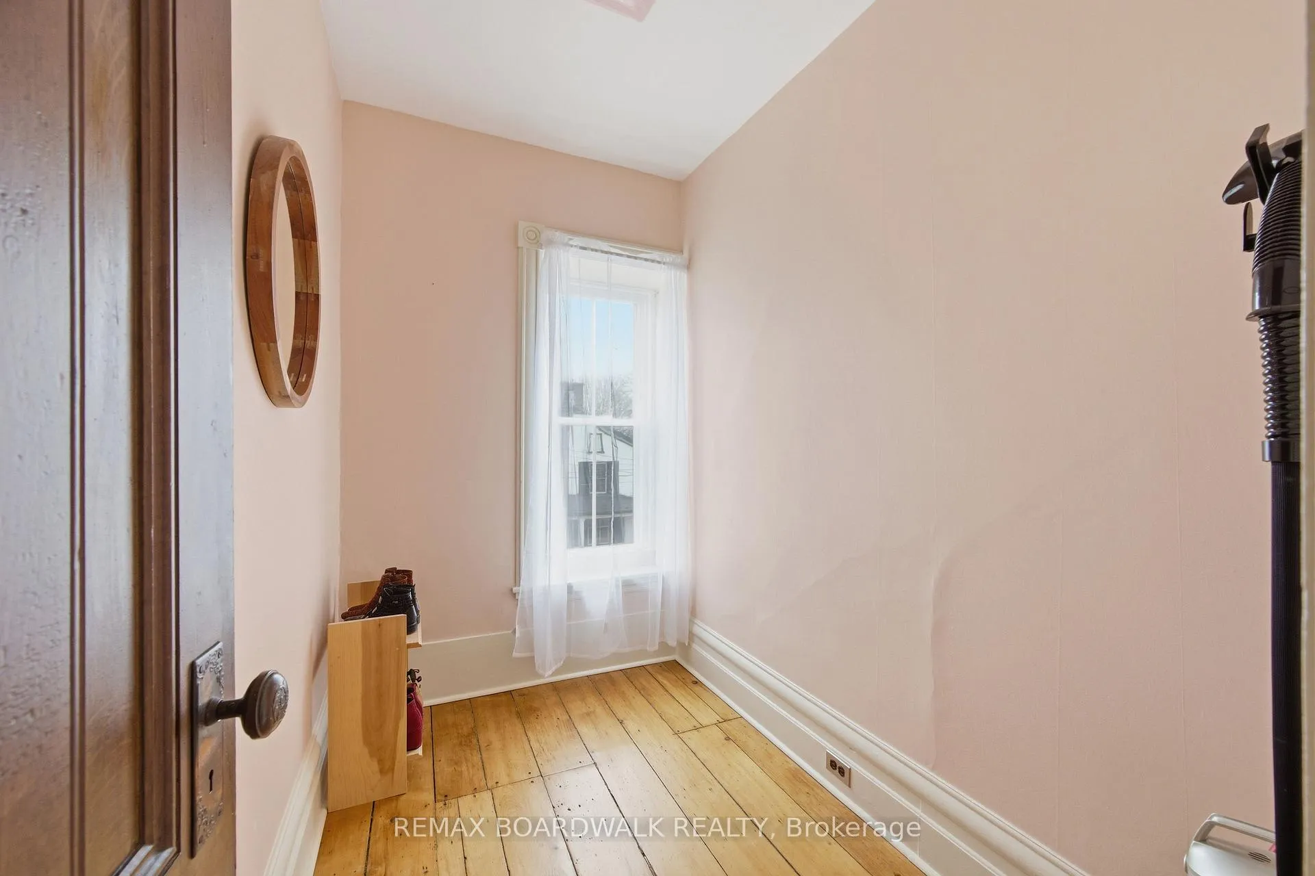 Photo 30 of 270 Dibble Street W, Prescott — HOMEH