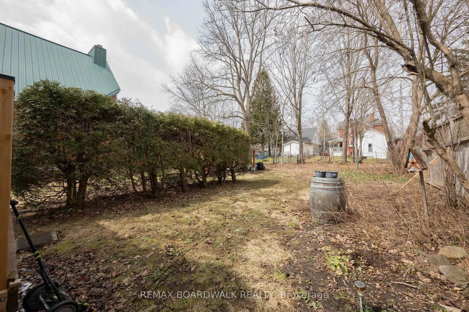 Photo 42 of 270 Dibble Street W, Prescott — HOMEH