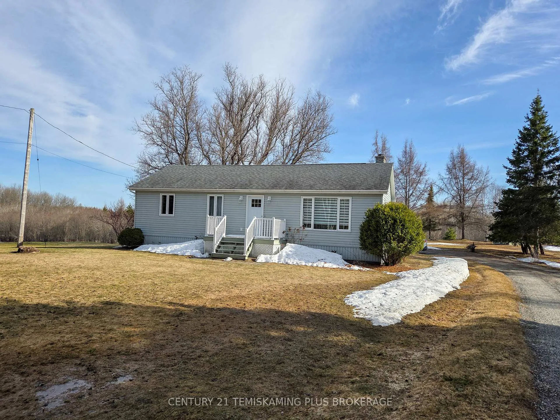 Photo 2 of 427324 Chamberlain 3 Road, Englehart, Central Timiskaming — HOMEH