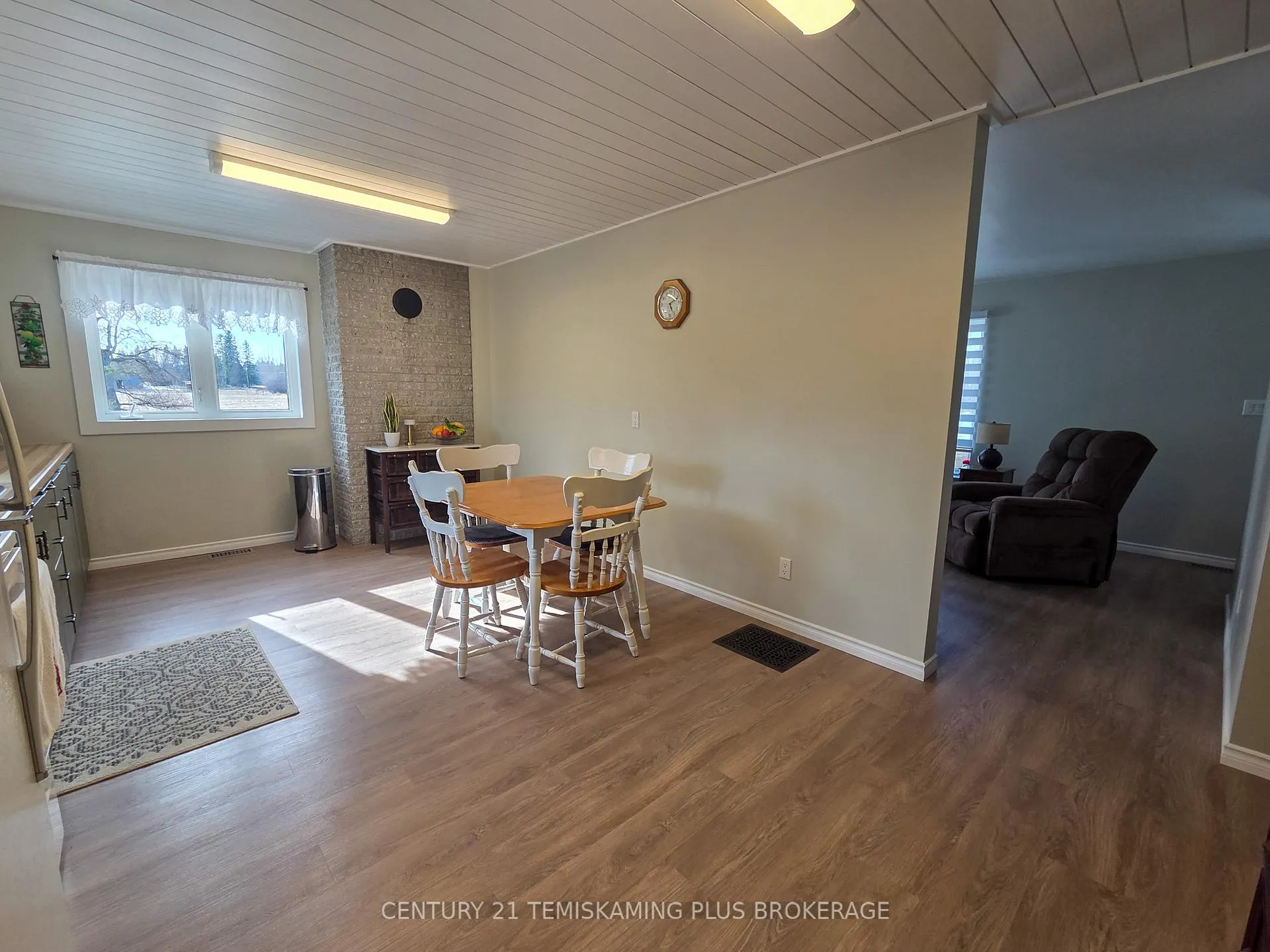 Photo 9 of 427324 Chamberlain 3 Road, Englehart, Central Timiskaming — HOMEH