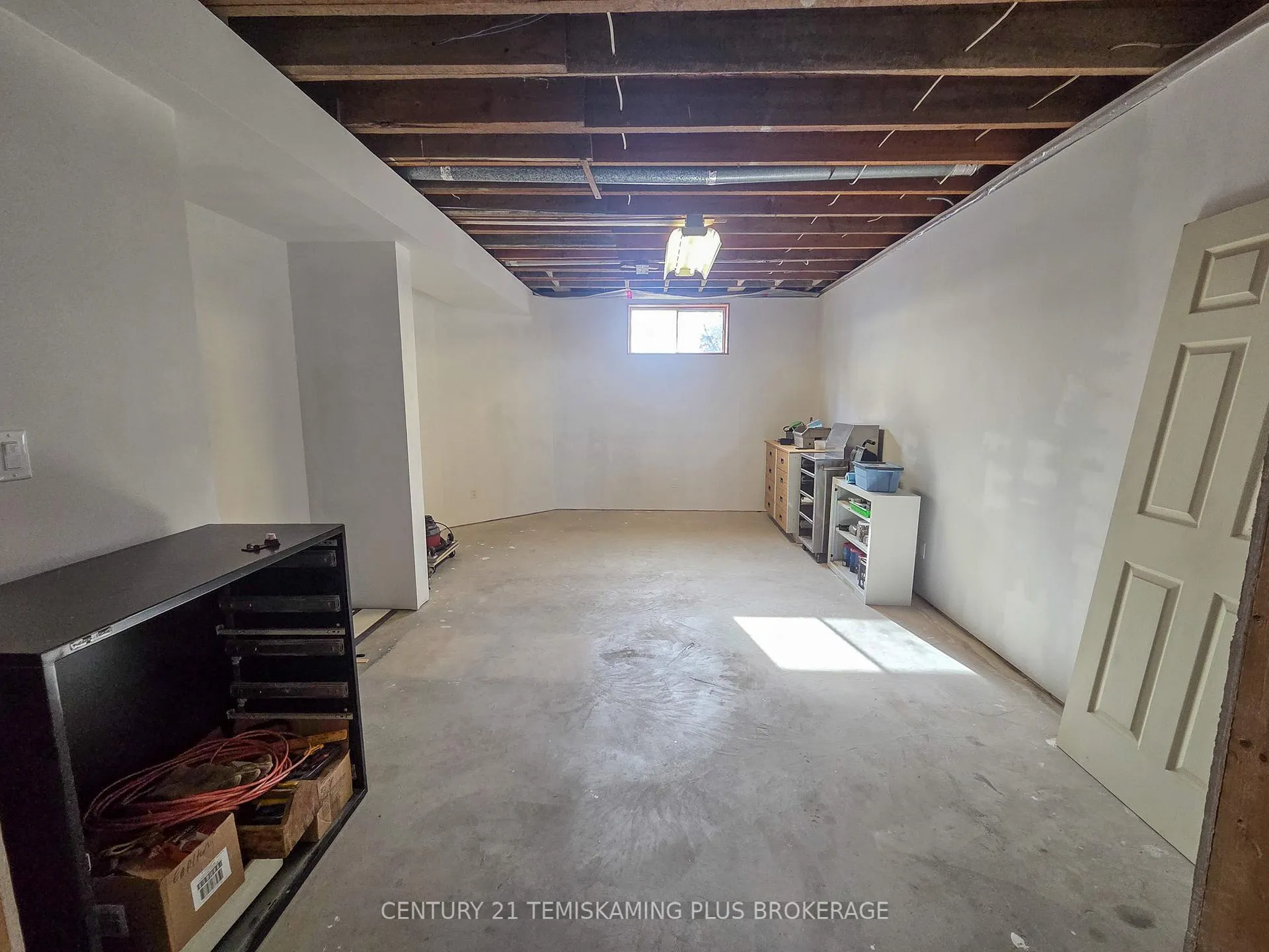 Photo 24 of 427324 Chamberlain 3 Road, Englehart, Central Timiskaming — HOMEH
