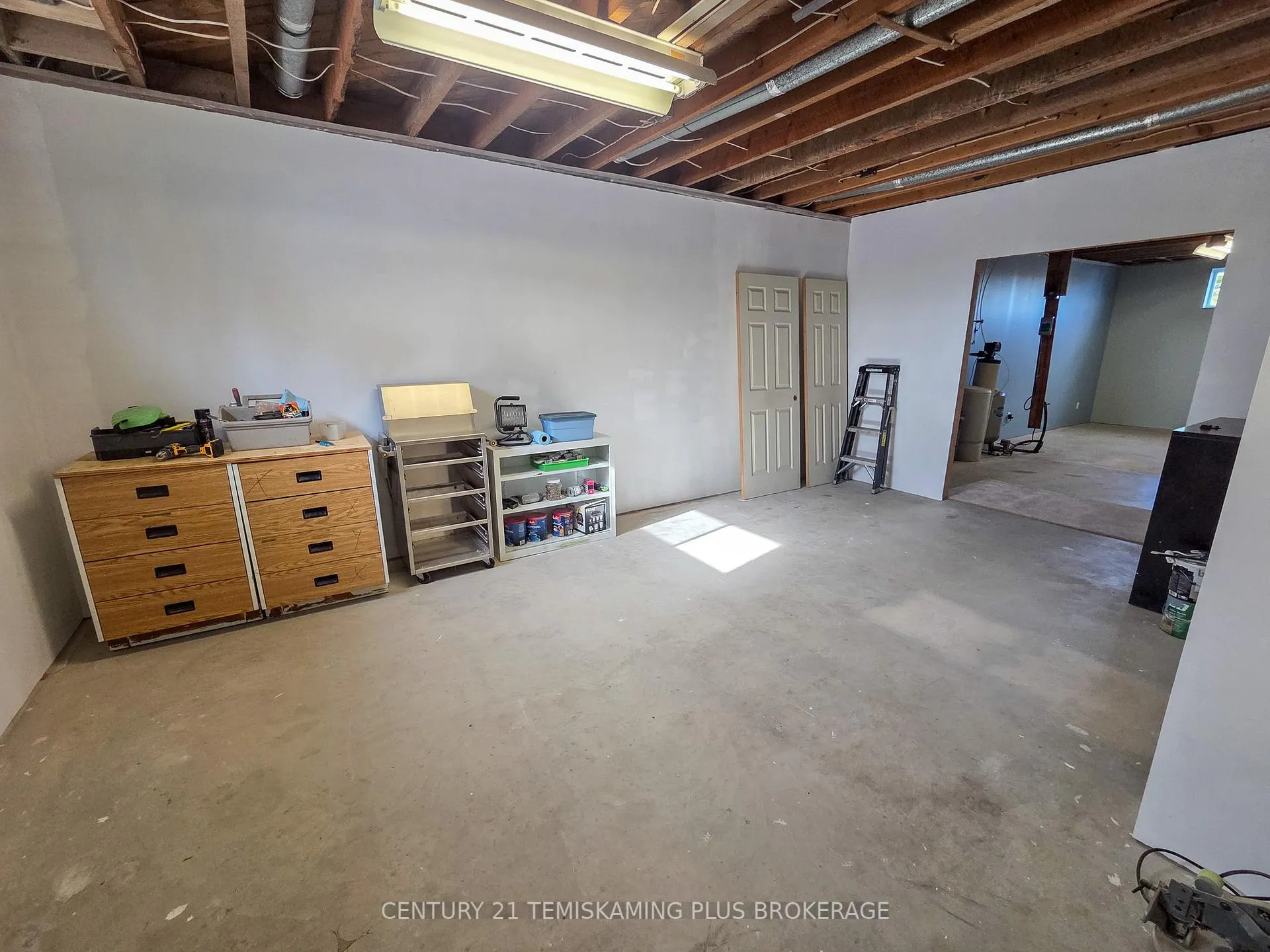 Photo 25 of 427324 Chamberlain 3 Road, Englehart, Central Timiskaming — HOMEH