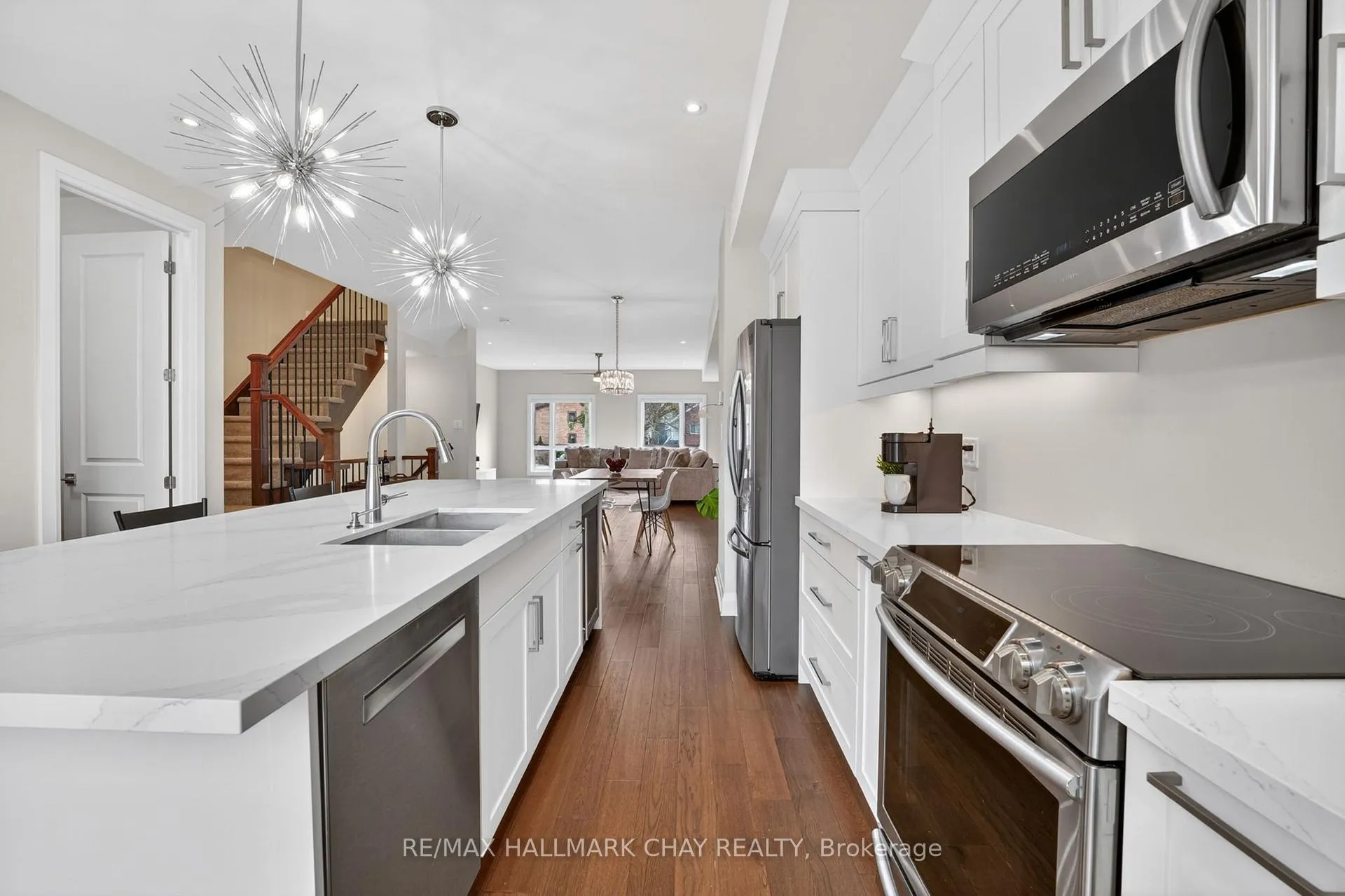 Photo 6 of 84 Clapperton Street, Barrie, Codrington — HOMEH