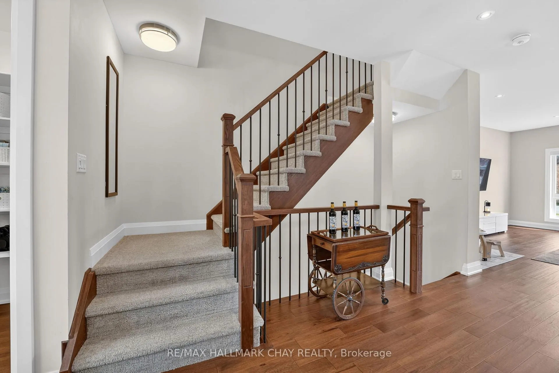 Photo 12 of 84 Clapperton Street, Barrie, Codrington — HOMEH