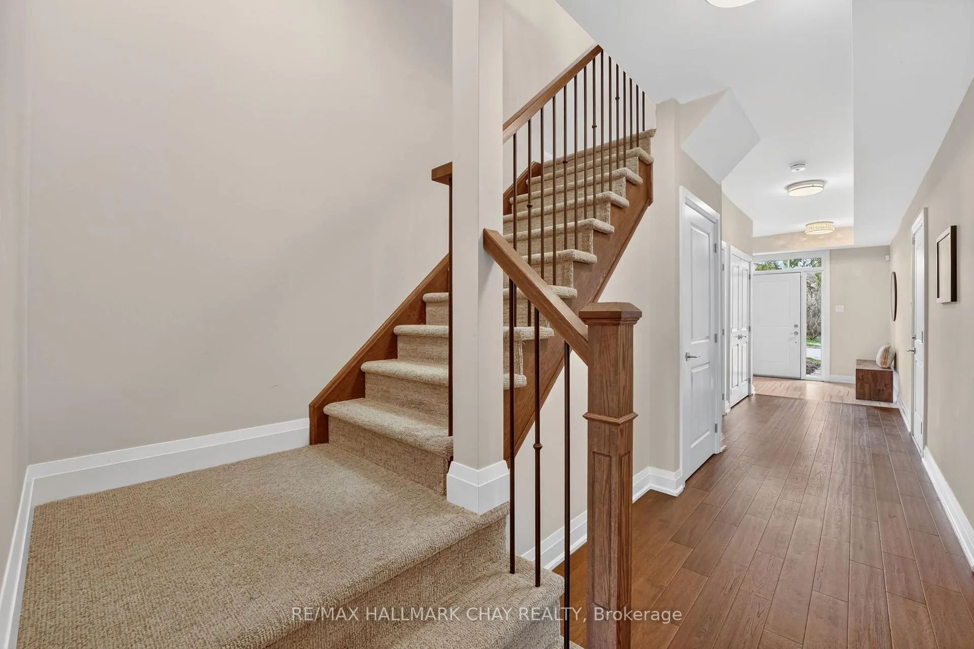 Photo 26 of 84 Clapperton Street, Barrie, Codrington — HOMEH