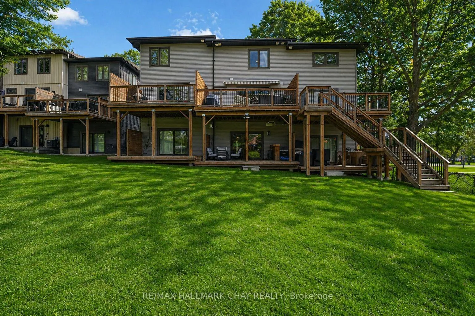 Photo 31 of 84 Clapperton Street, Barrie, Codrington — HOMEH