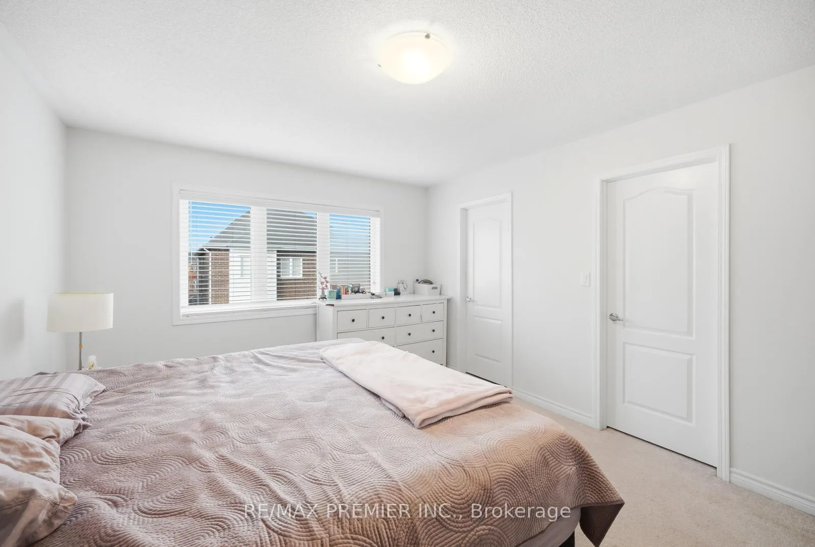 Photo 20 of 931 Penson Crescent, Milton, Coates — HOMEH