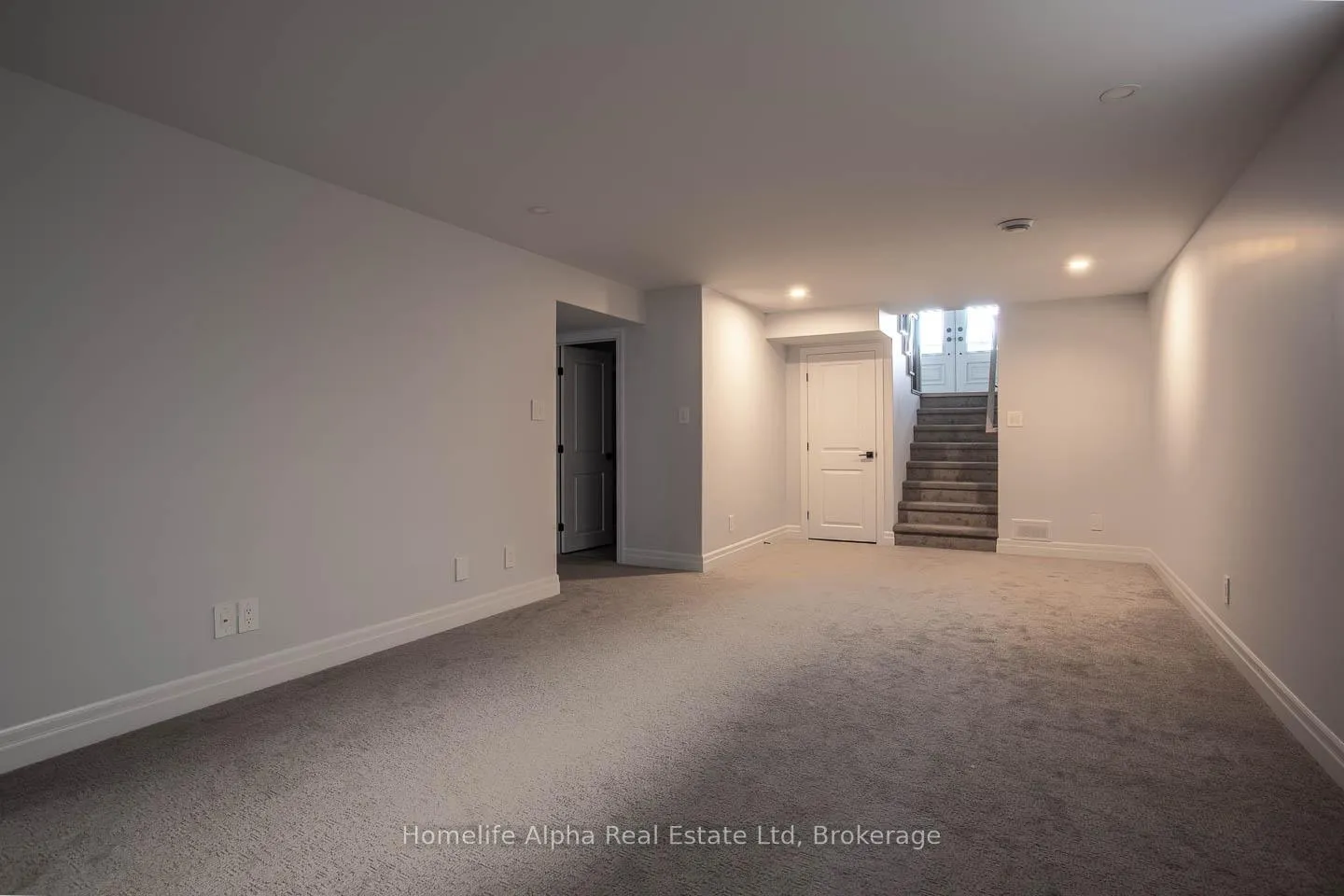 Photo 1 of 29 Cedar Park Crescent, Quinte West, Trenton Ward — HOMEH