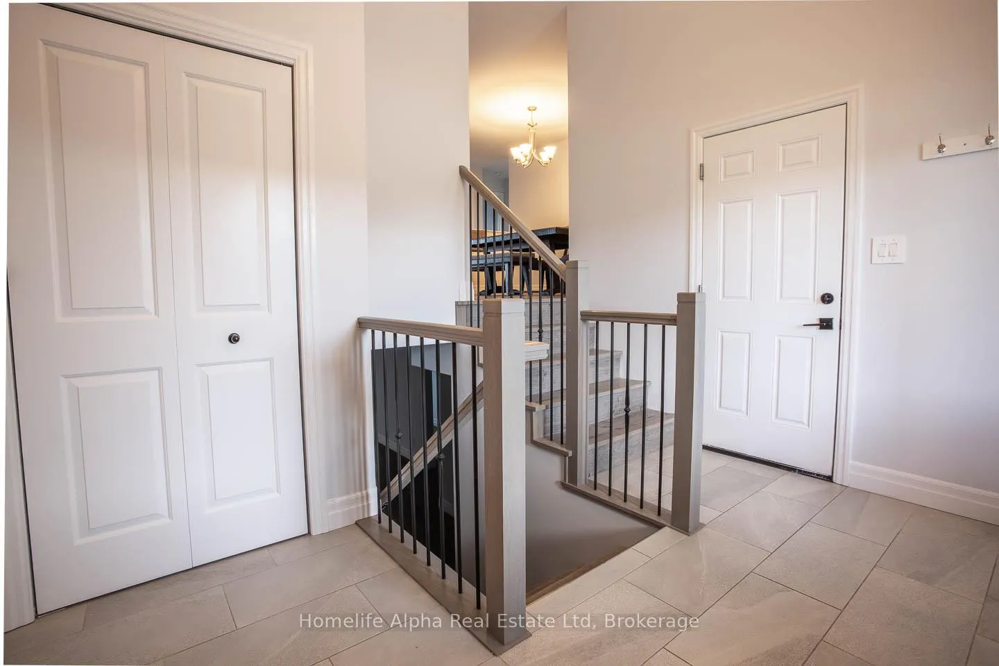Photo 10 of 29 Cedar Park Crescent, Quinte West, Trenton Ward — HOMEH