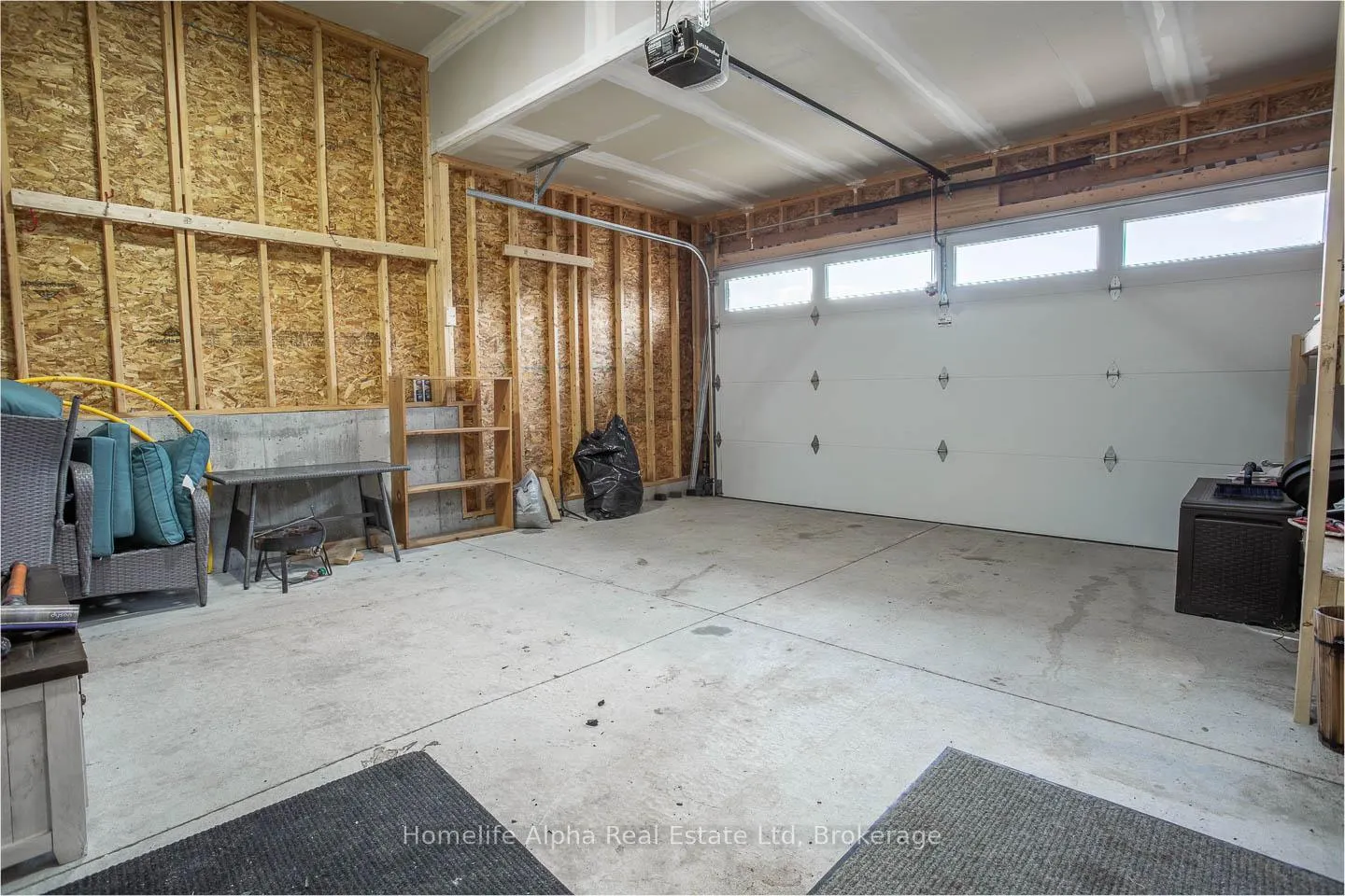 Photo 11 of 29 Cedar Park Crescent, Quinte West, Trenton Ward — HOMEH