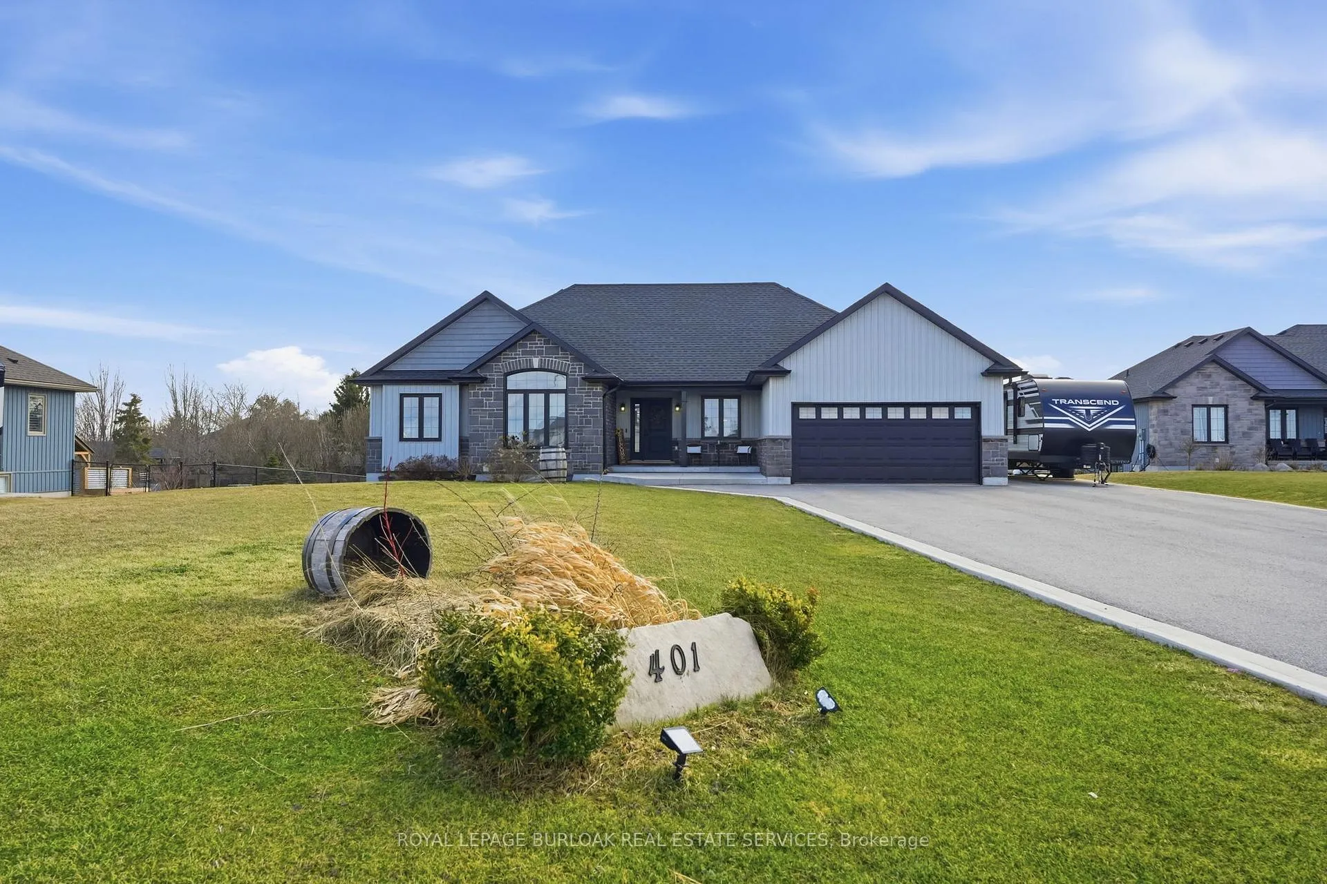 Photo 5 of 401 Lighthouse Drive, Haldimand, Dunnville — HOMEH