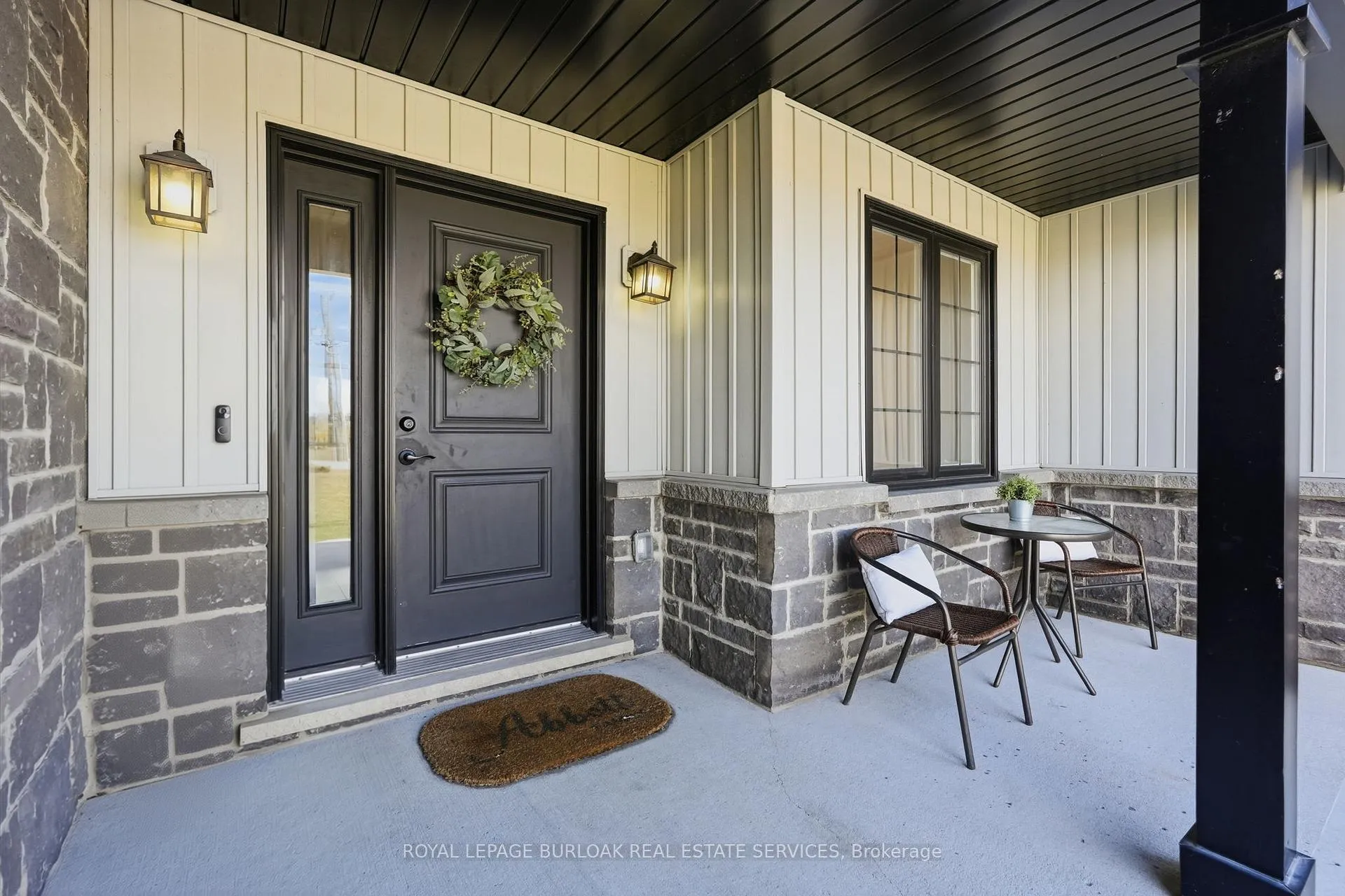 Photo 6 of 401 Lighthouse Drive, Haldimand, Dunnville — HOMEH