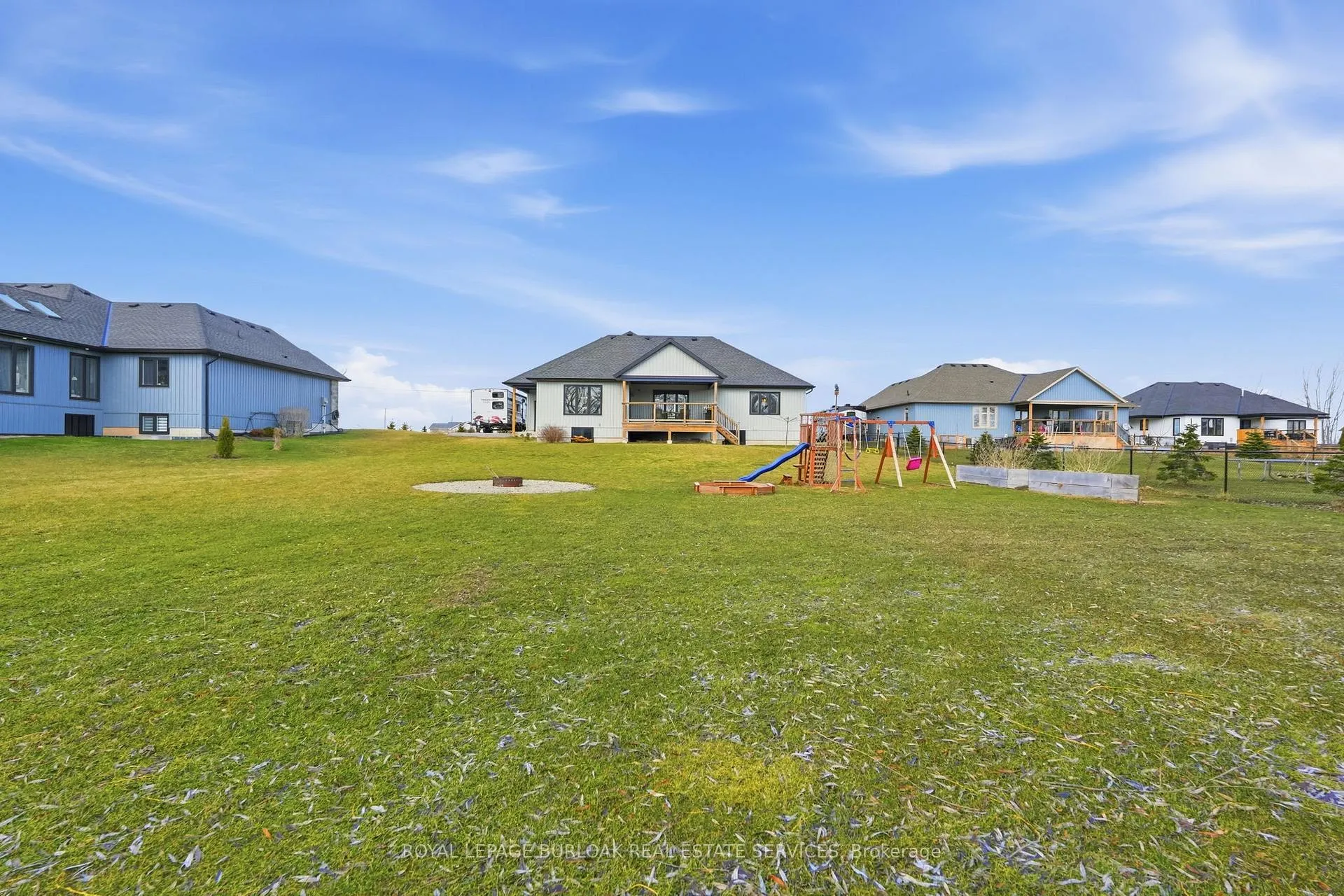 Photo 41 of 401 Lighthouse Drive, Haldimand, Dunnville — HOMEH