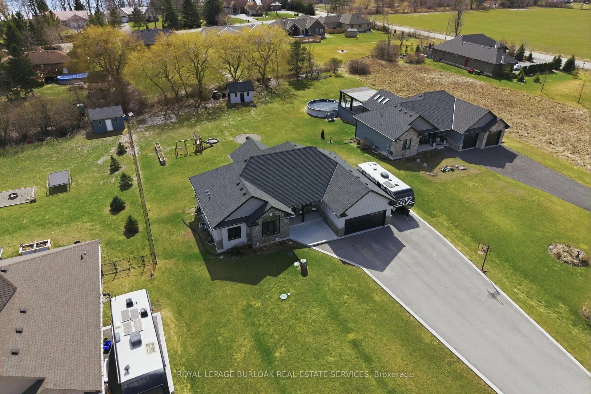 Photo 42 of 401 Lighthouse Drive, Haldimand, Dunnville — HOMEH