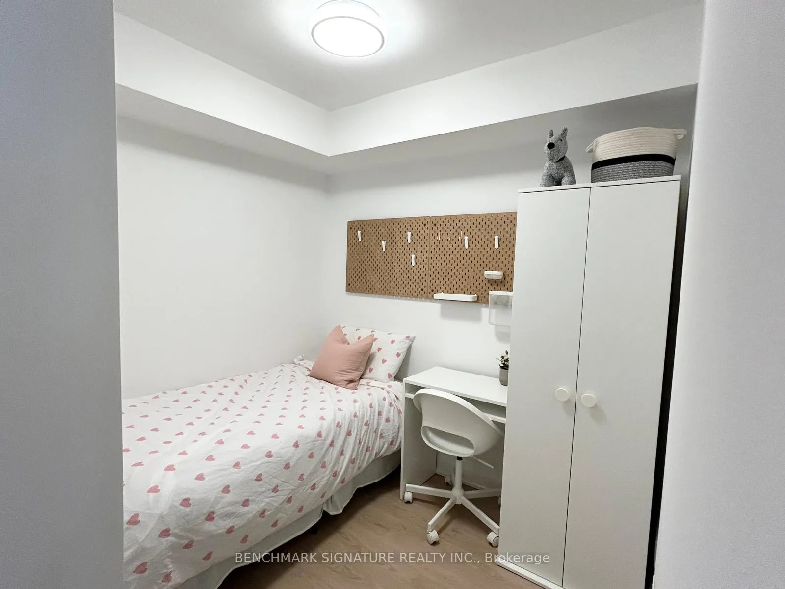 Photo 12 of Unit 811, 30 Clegg Rd, Markham, Unionville — HOMEH