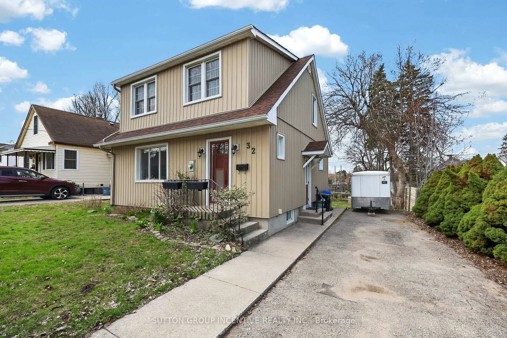 Photo 3 of 32 Adelaide Street, Barrie, Allandale — HOMEH