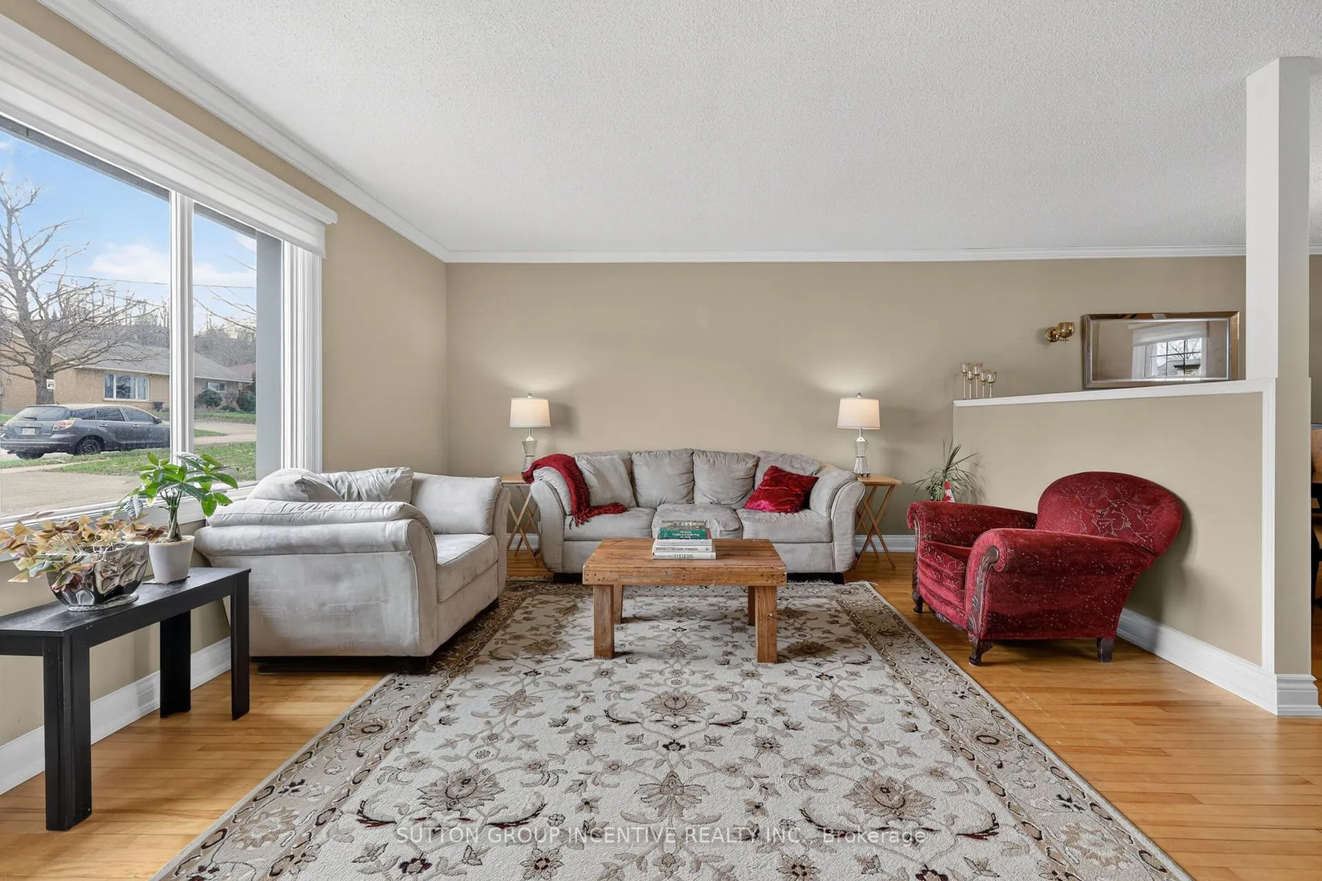 Photo 8 of 32 Adelaide Street, Barrie, Allandale — HOMEH