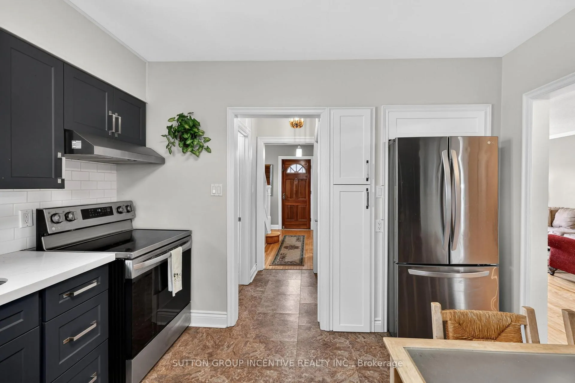 Photo 15 of 32 Adelaide Street, Barrie, Allandale — HOMEH