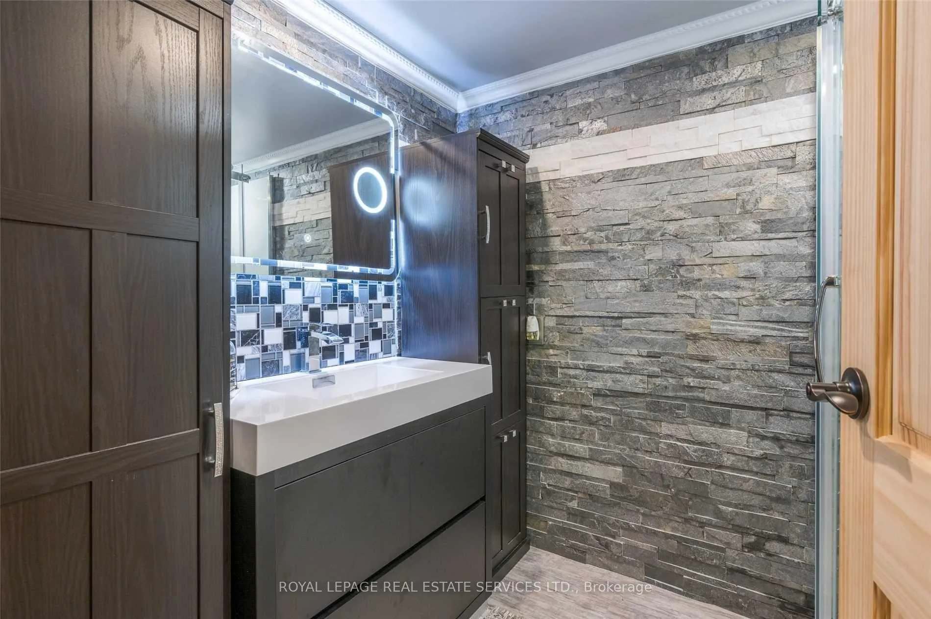 Photo 13 of Unit 15, 5374 Close Point Road, Hamilton Township, Rural Hamilton — HOMEH