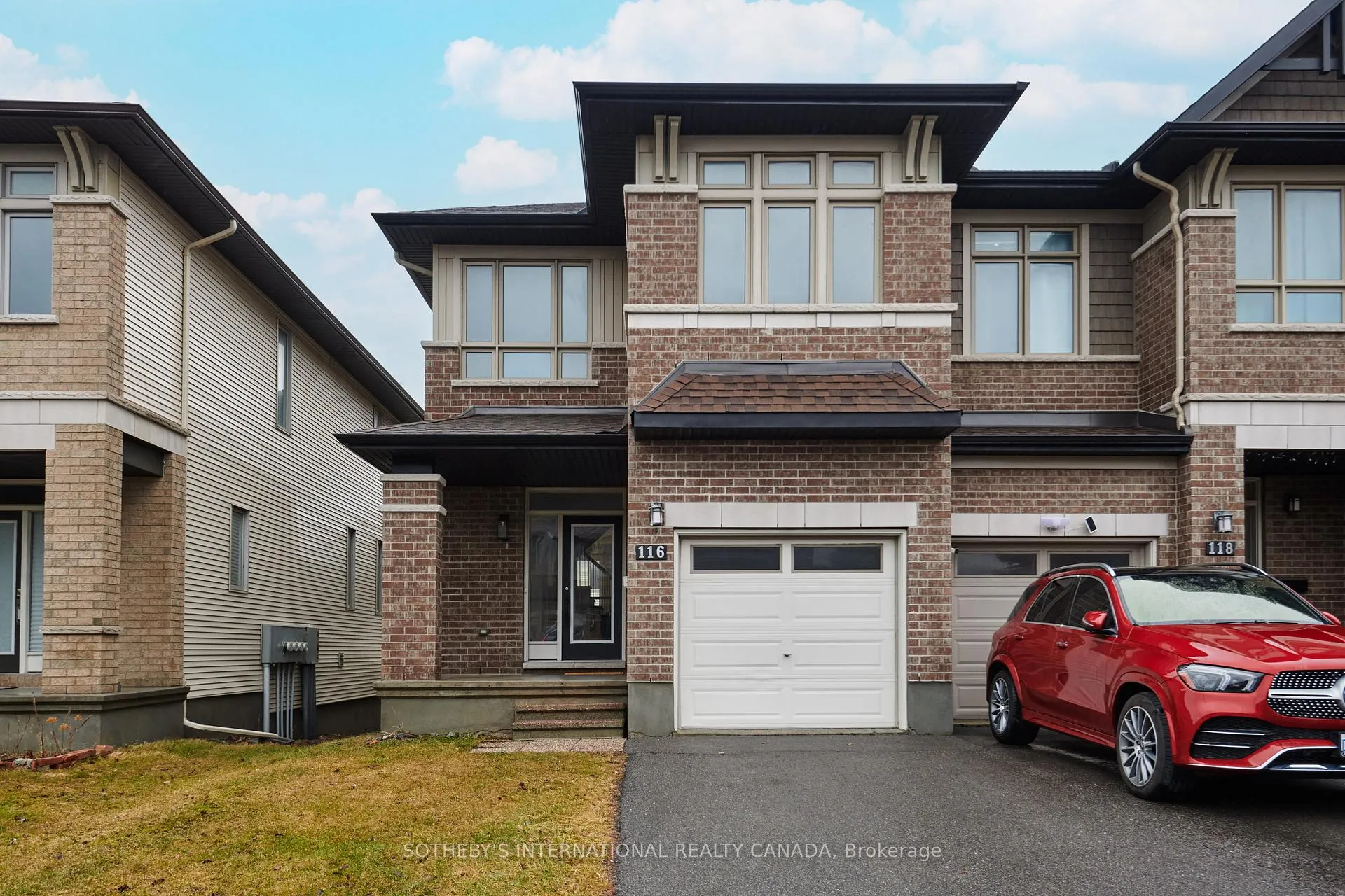Photo 2 of 116 Popplewell Crescent, Ottawa, Barrhaven - Cedargrove/Fraserdale — HOMEH