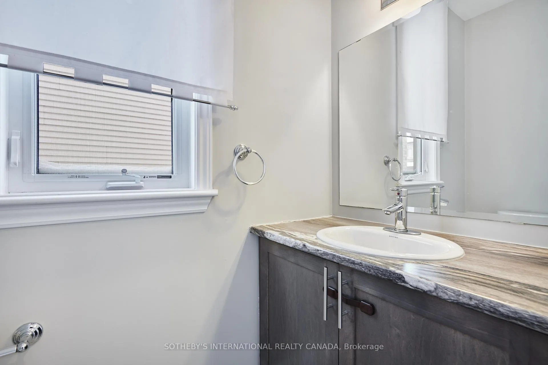 Photo 21 of 116 Popplewell Crescent, Ottawa, Barrhaven - Cedargrove/Fraserdale — HOMEH